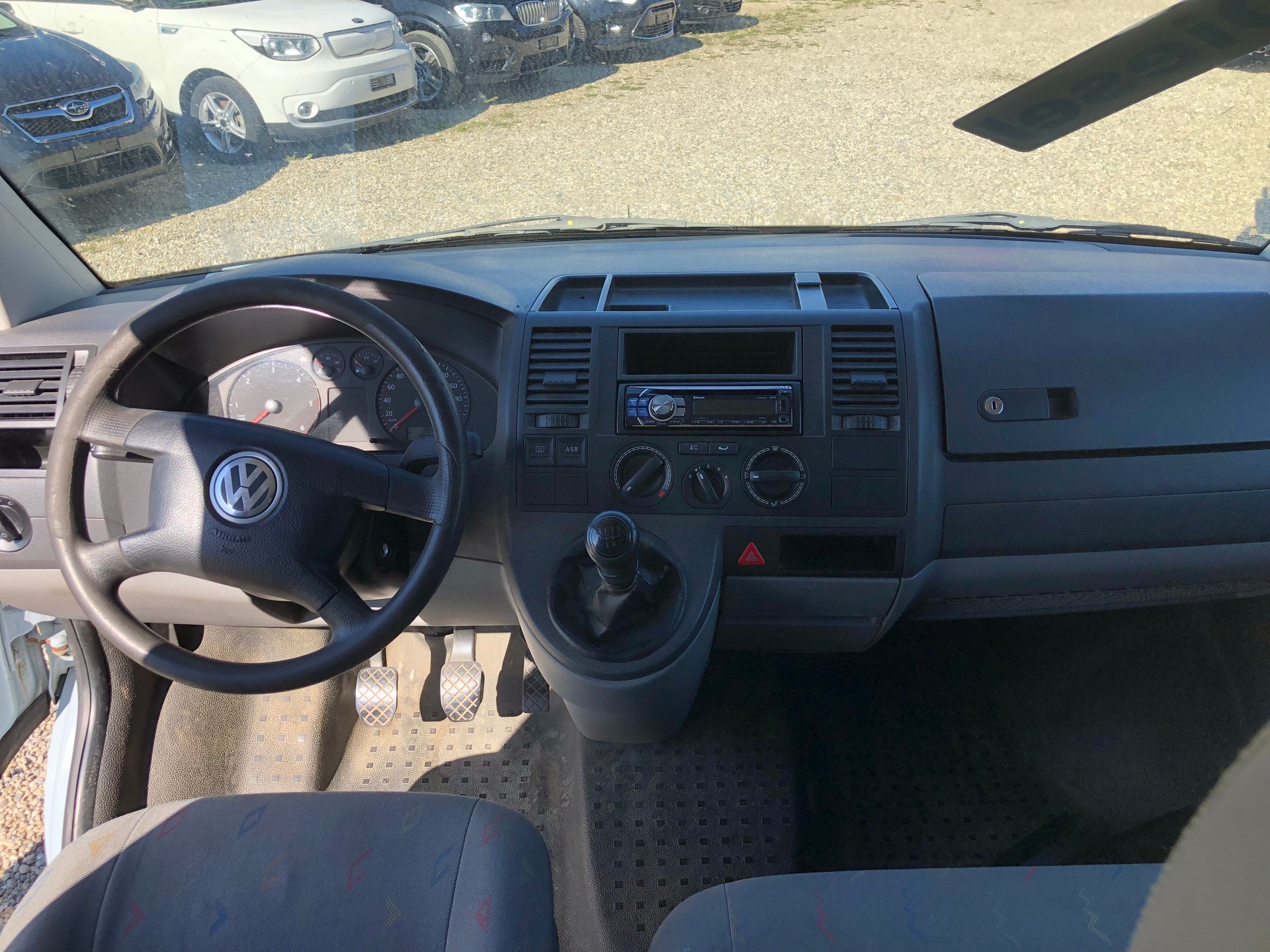 VW T5 1.9 TDI PD-image-10