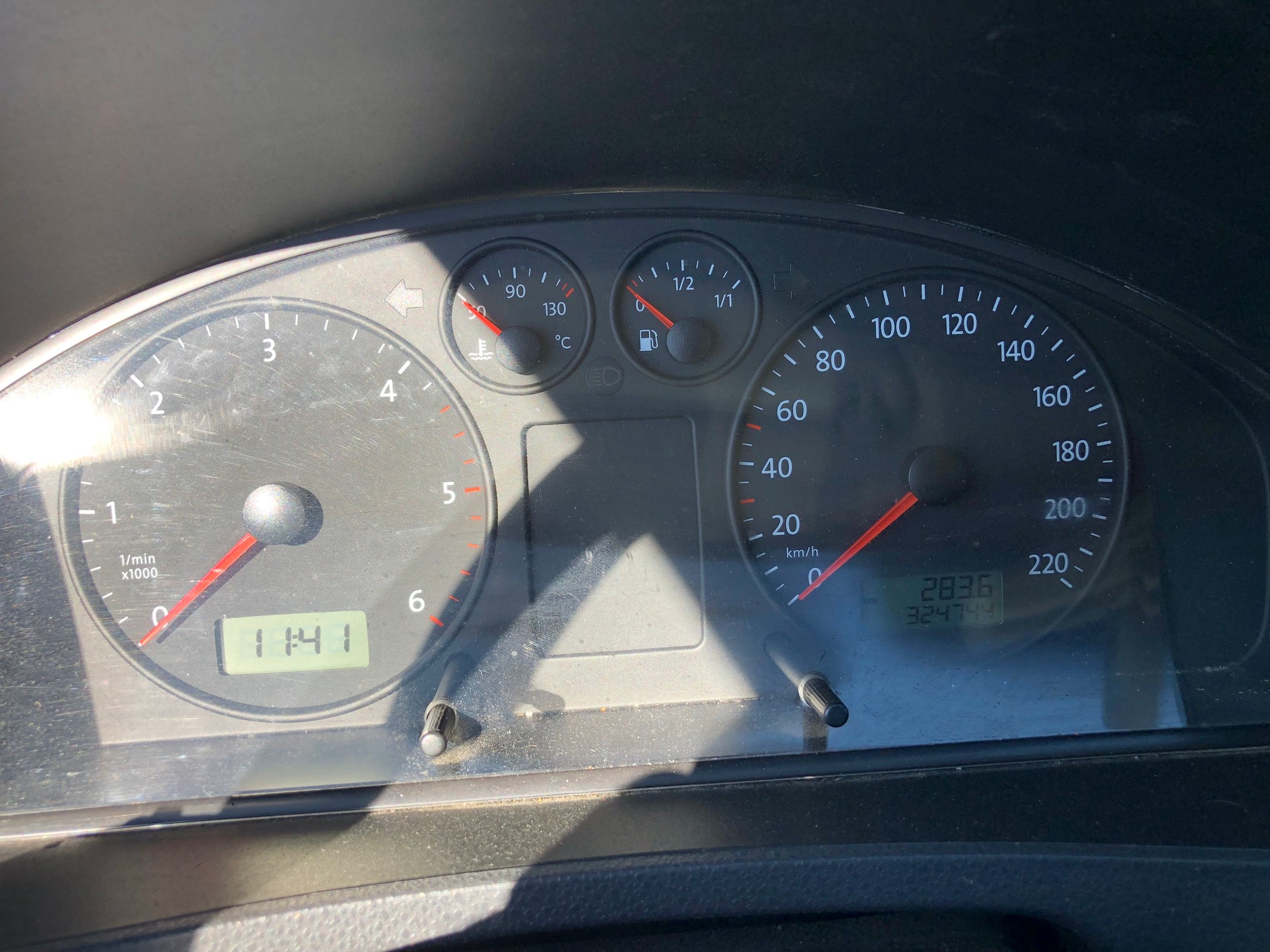 VW T5 1.9 TDI PD-image-13