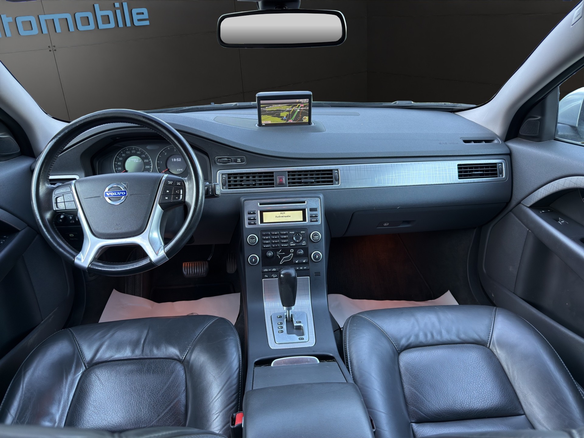 VOLVO XC70 2.4D AWD Husky Edition Geartronic-image-3