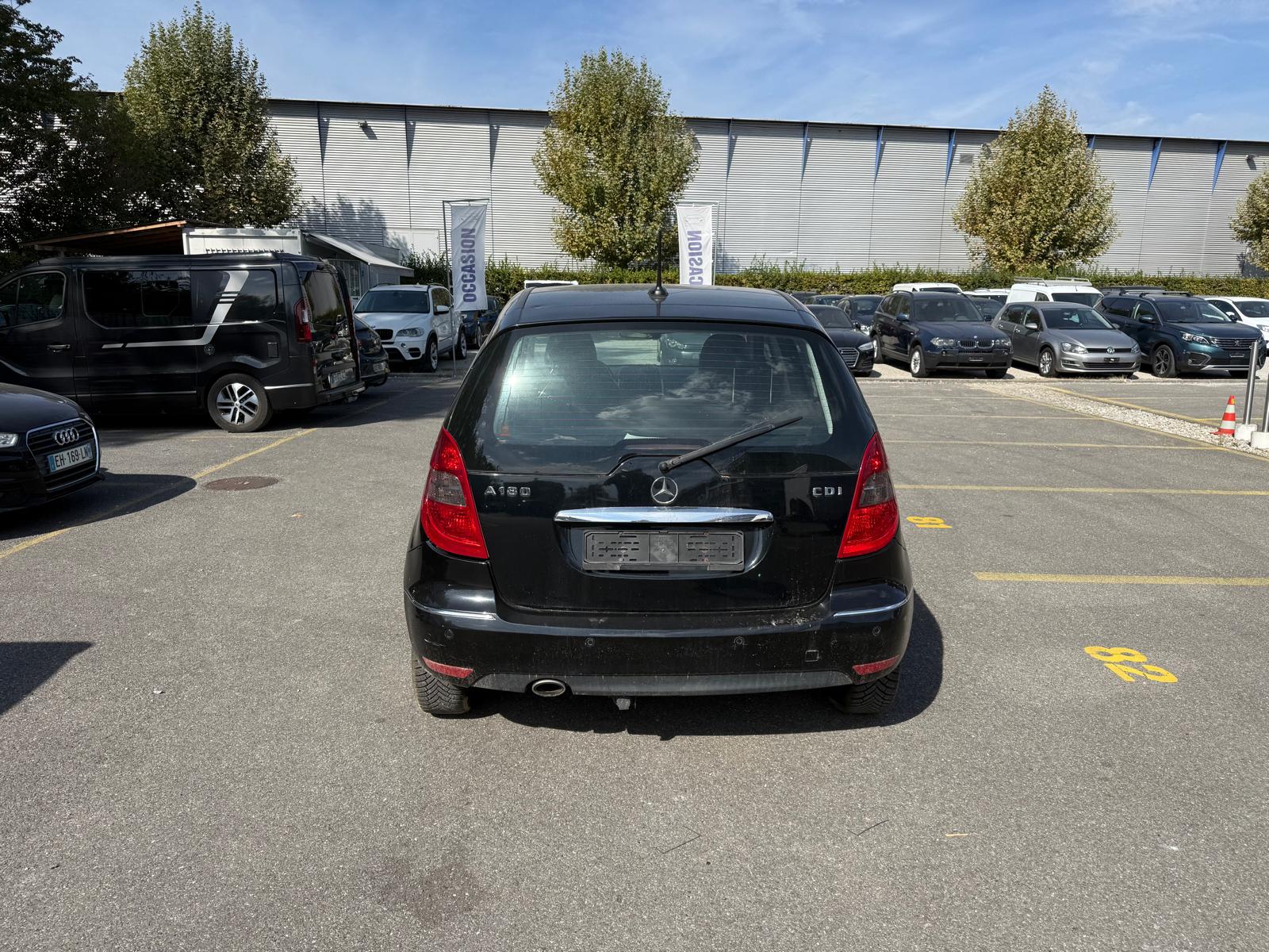 MERCEDES-BENZ A 180 CDI Avantgarde Autotronic-image-4