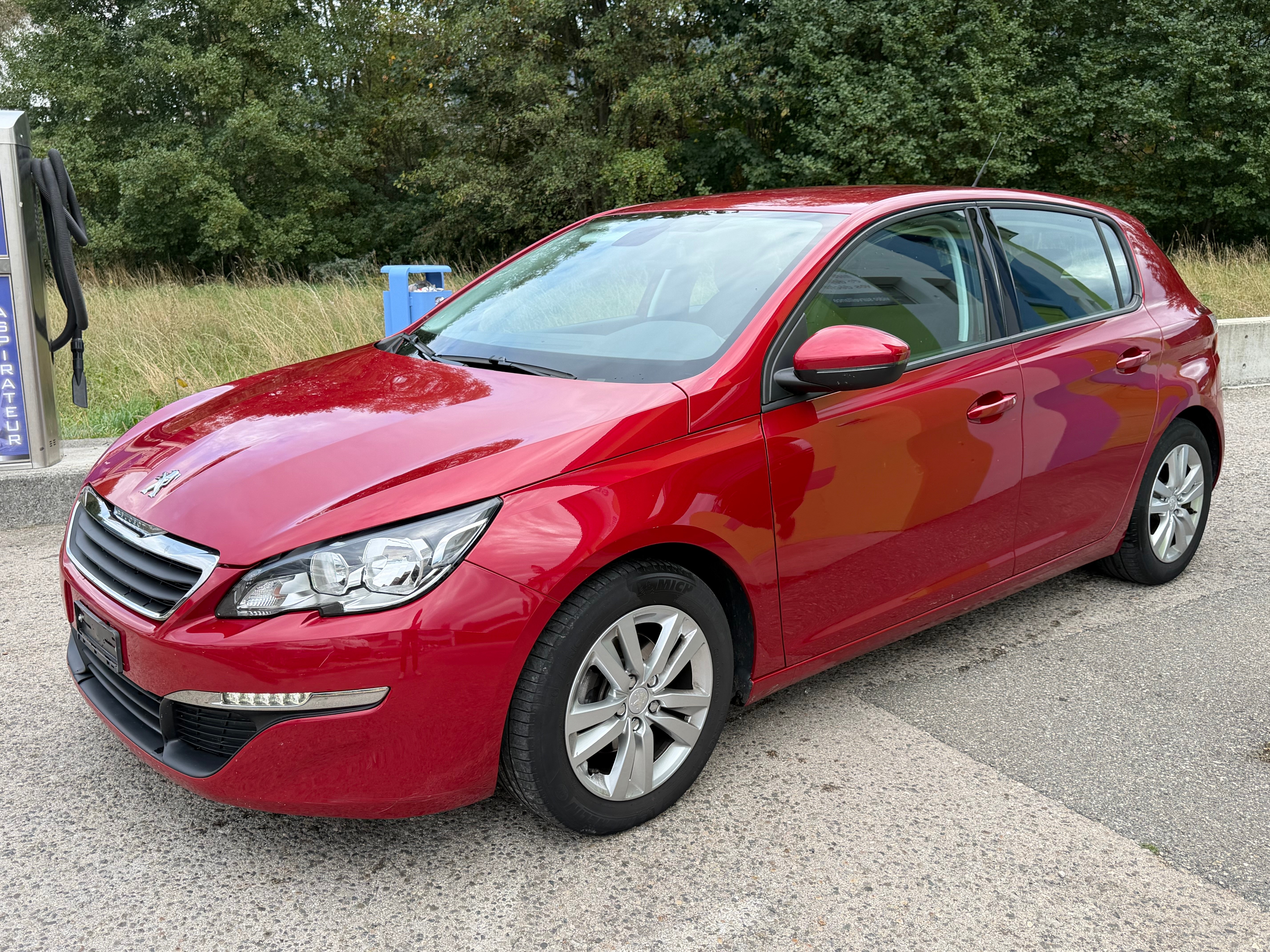 Car photo