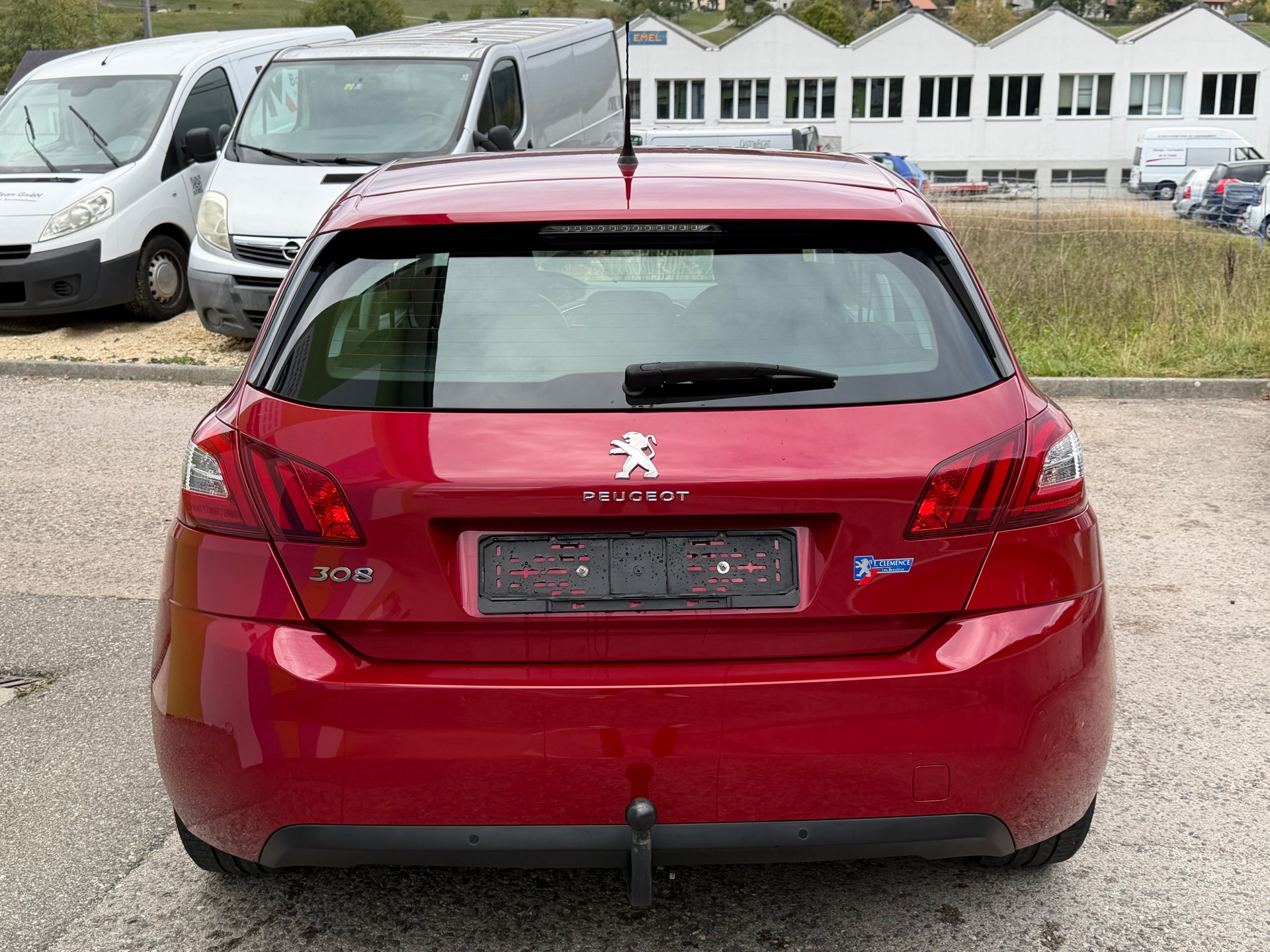 PEUGEOT 308 1.2 THP Style Automatic-image-3