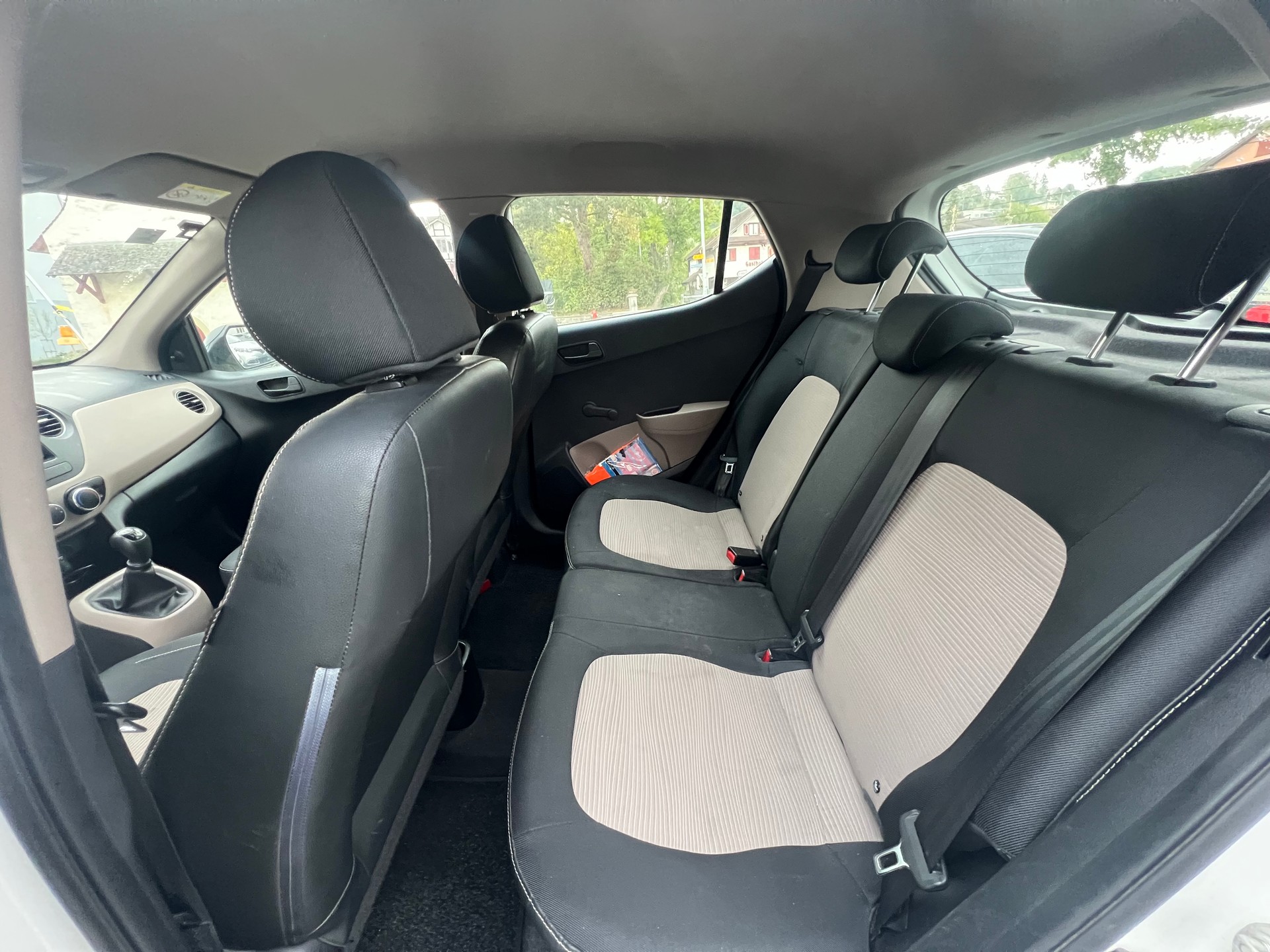 HYUNDAI i10 1.0 Pica-image-13