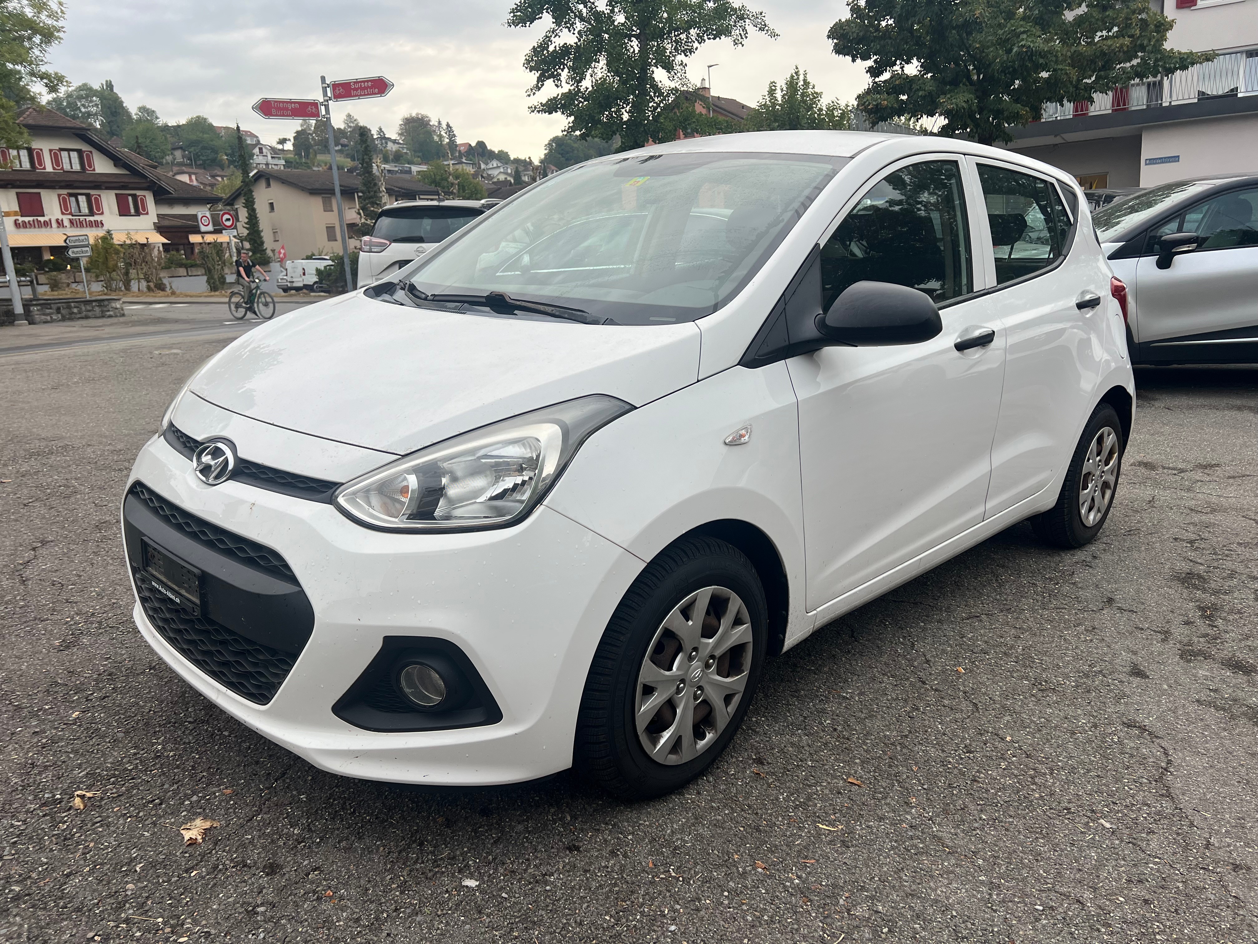Car photo