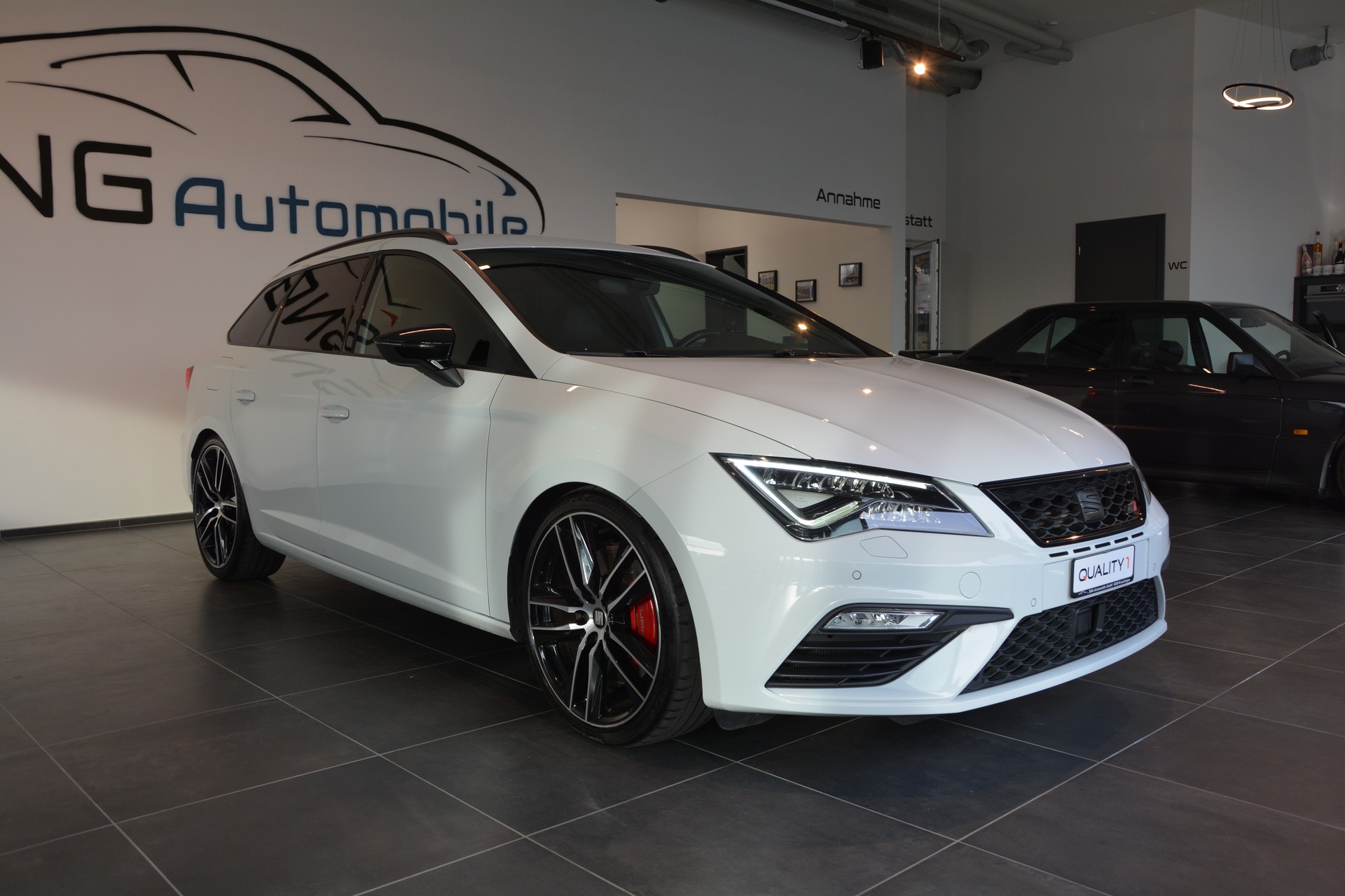 SEAT Leon ST 2.0 TSI Cupra 300 4 Drive DSG-image-7