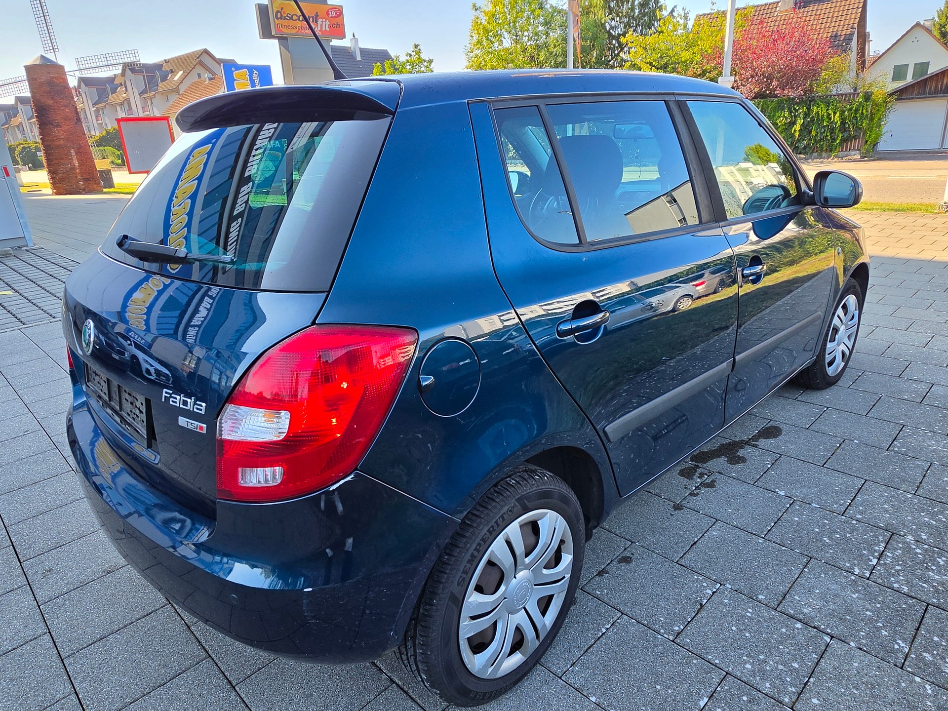 SKODA Fabia 1.2 TSI Monte Carlo DSG-image-3