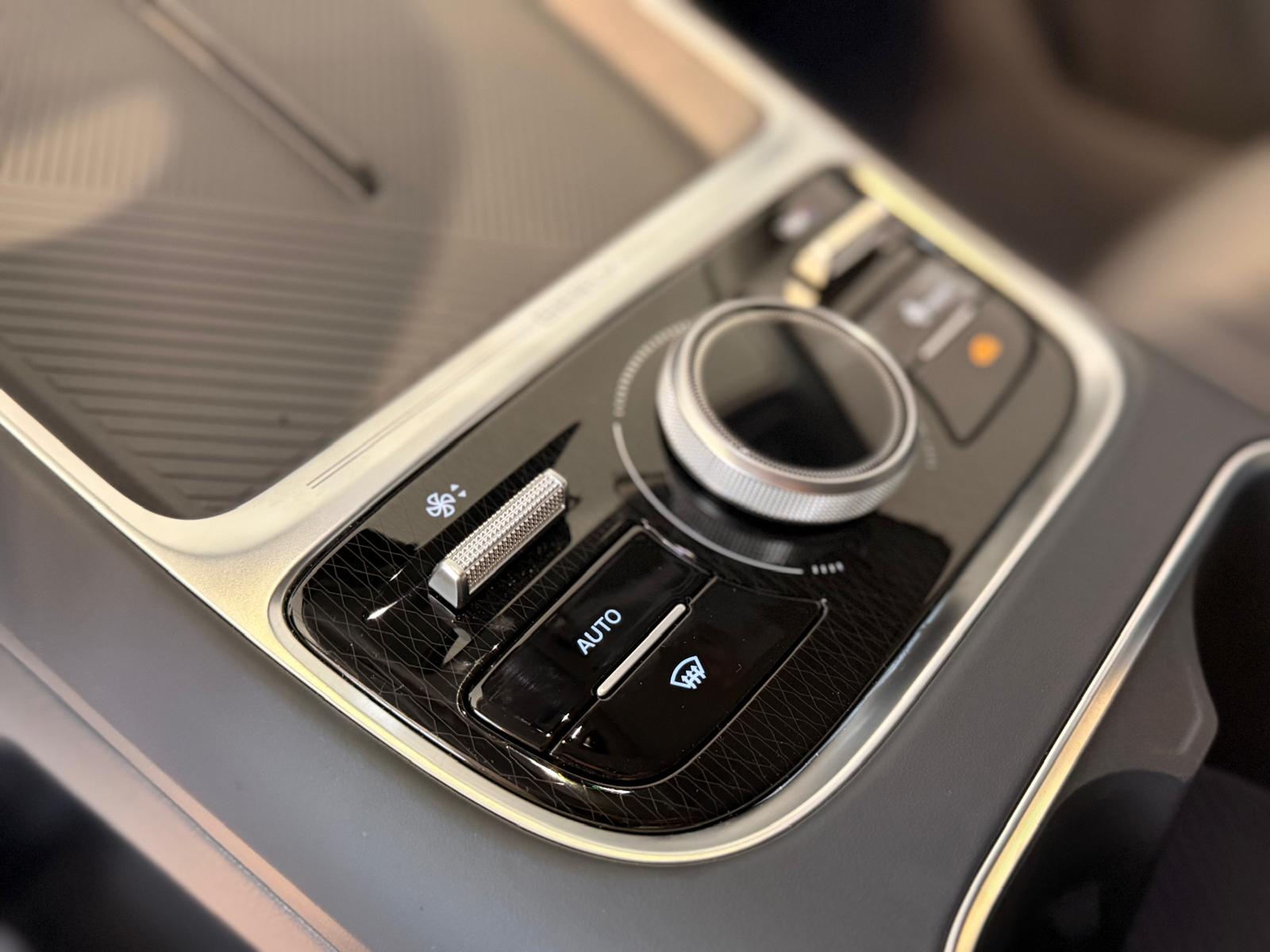 GEELY Starray EM-i Max+ PHEV-image-14