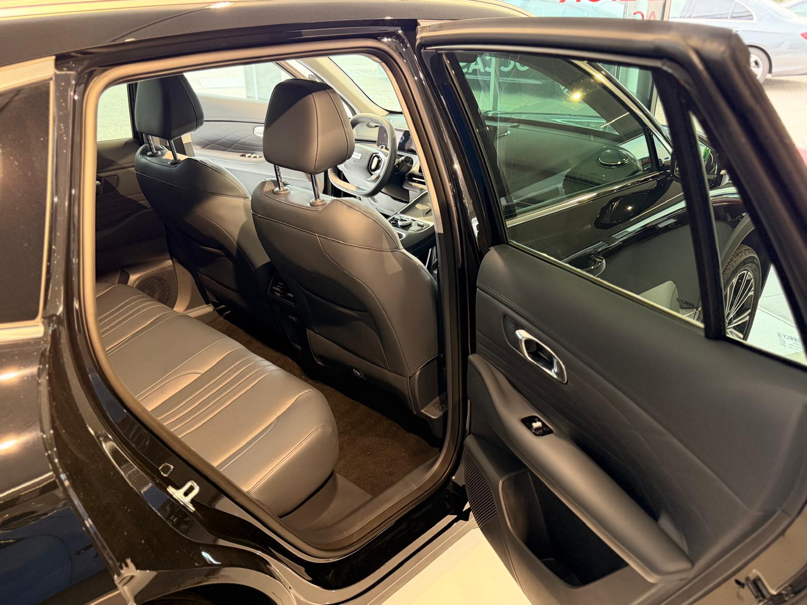 GEELY Starray EM-i Max+ PHEV-image-26