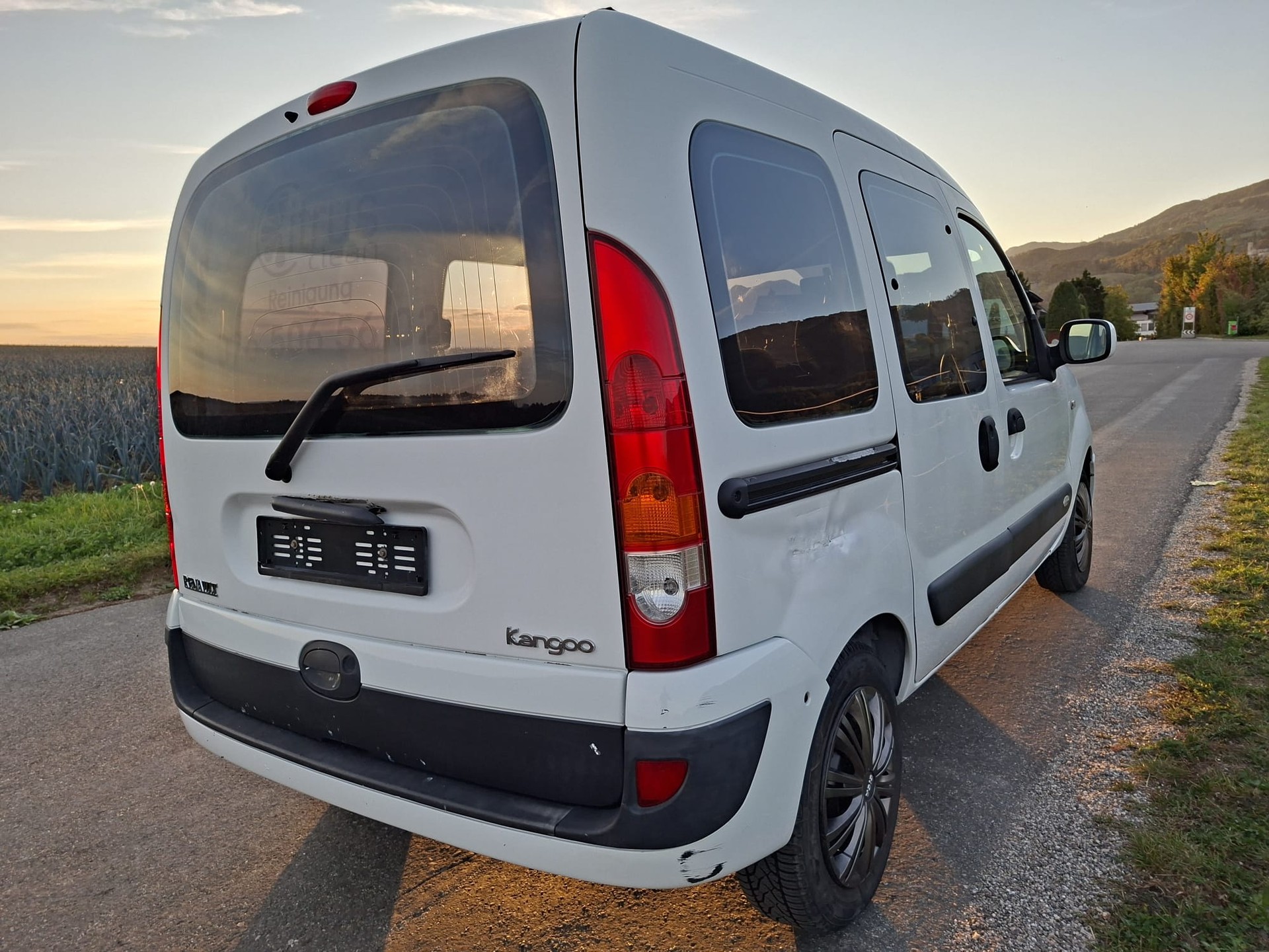 RENAULT Kangoo 1.6 16V Privilège-image-5