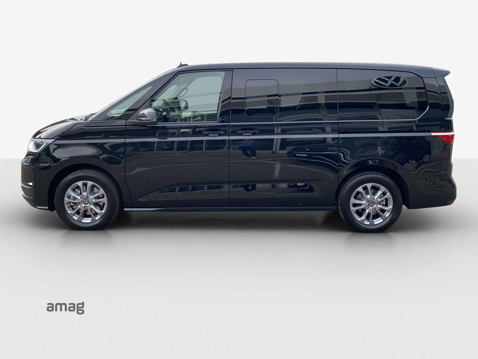 VW Multivan 2.0 TDI Trend Liberty Lang DSG-image-1