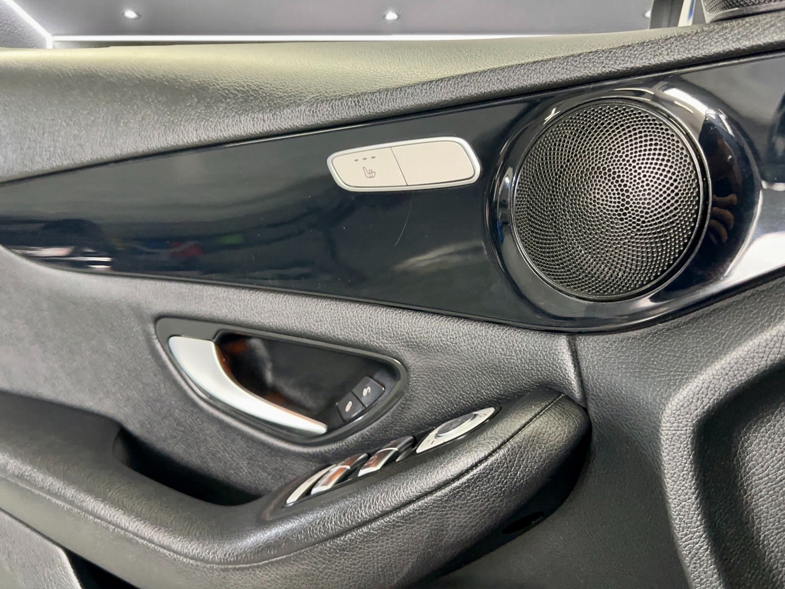 MERCEDES-BENZ C 220 d Swiss Star 4M 9G-Tronic-image-11