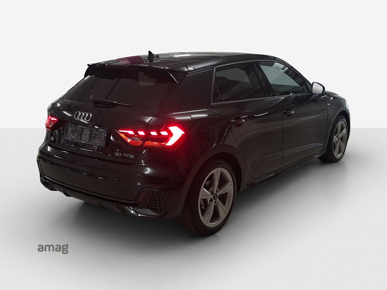AUDI A1 Sportback 30 TFSI S Line Attraction S-tronic-image-4