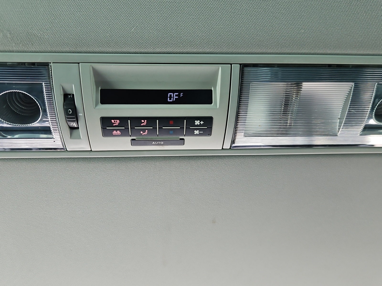 VW T5 Multivan 2.0 Bi-TDI CR Highline 4Motion-image-14