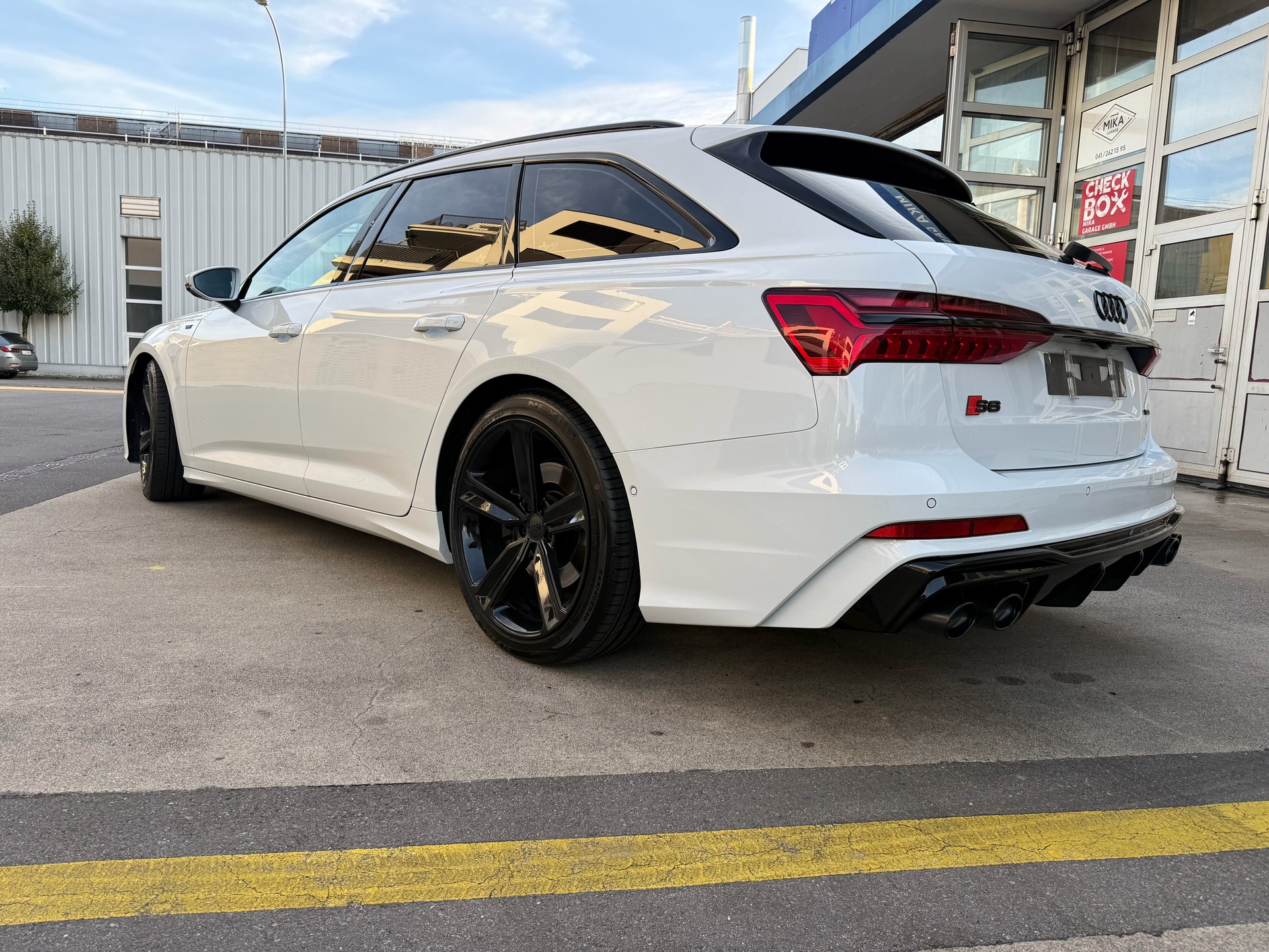 AUDI A6 Avant 45 TDI Sport quattro tiptronic-image-3
