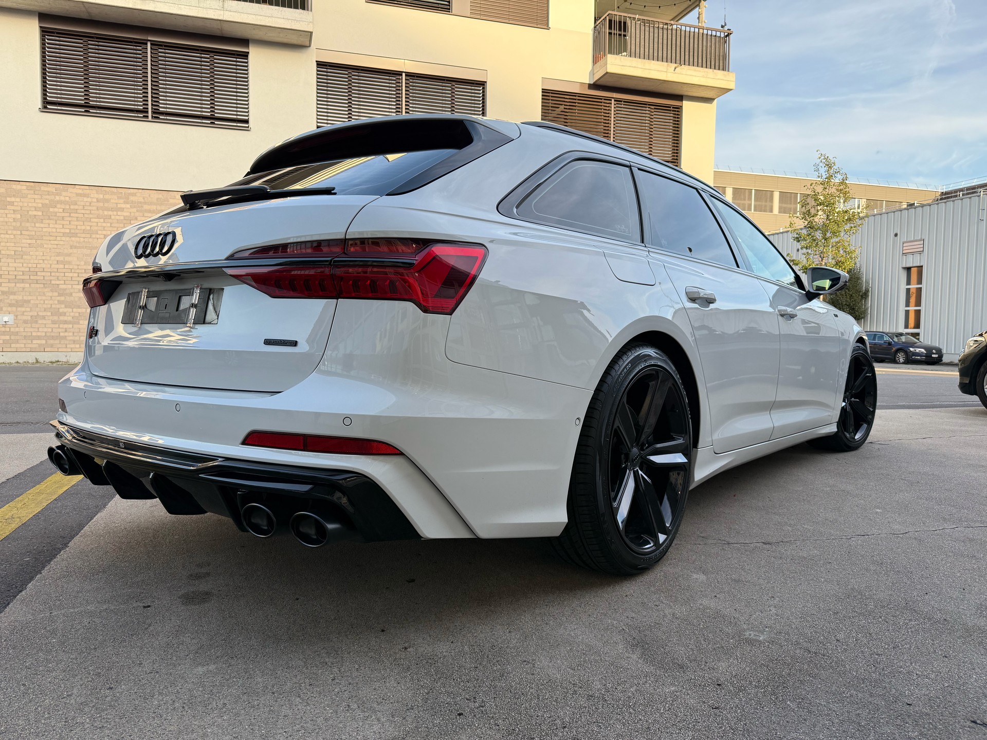 AUDI A6 Avant 45 TDI Sport quattro tiptronic-image-11