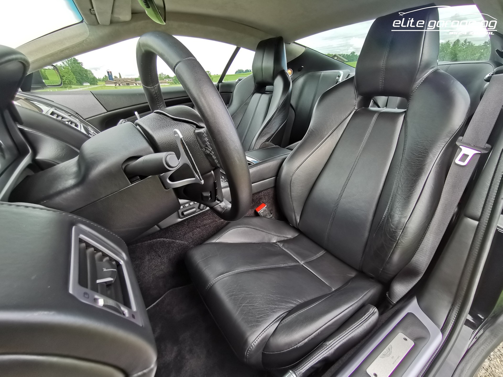 ASTON MARTIN DB9 Touchtronic 2-image-9