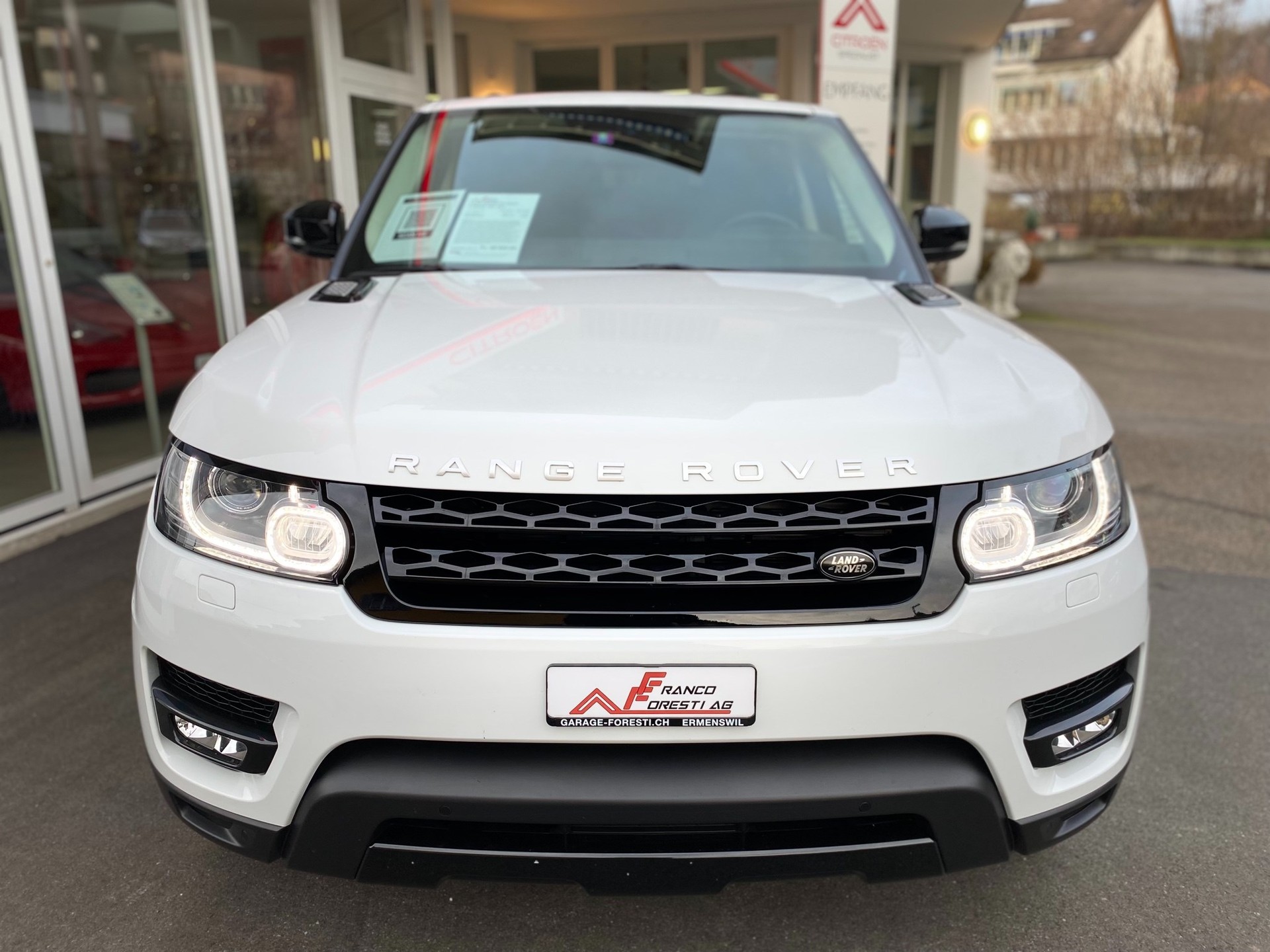 LAND ROVER Range Rover Sport 3.0 SDV6 HSE Dynamic Automatic-image-2