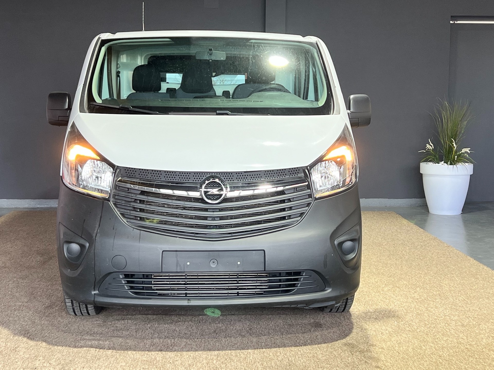 OPEL Vivaro 1.6 CDTI 2.7t L1H1-image-6
