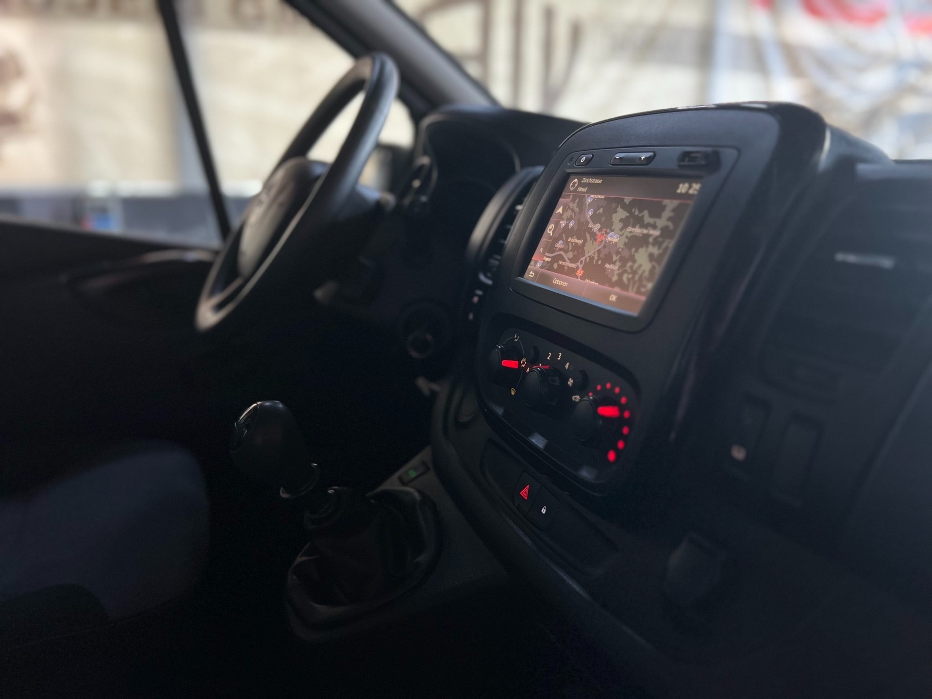 OPEL Vivaro 1.6 CDTI 2.7t L1H1-image-10
