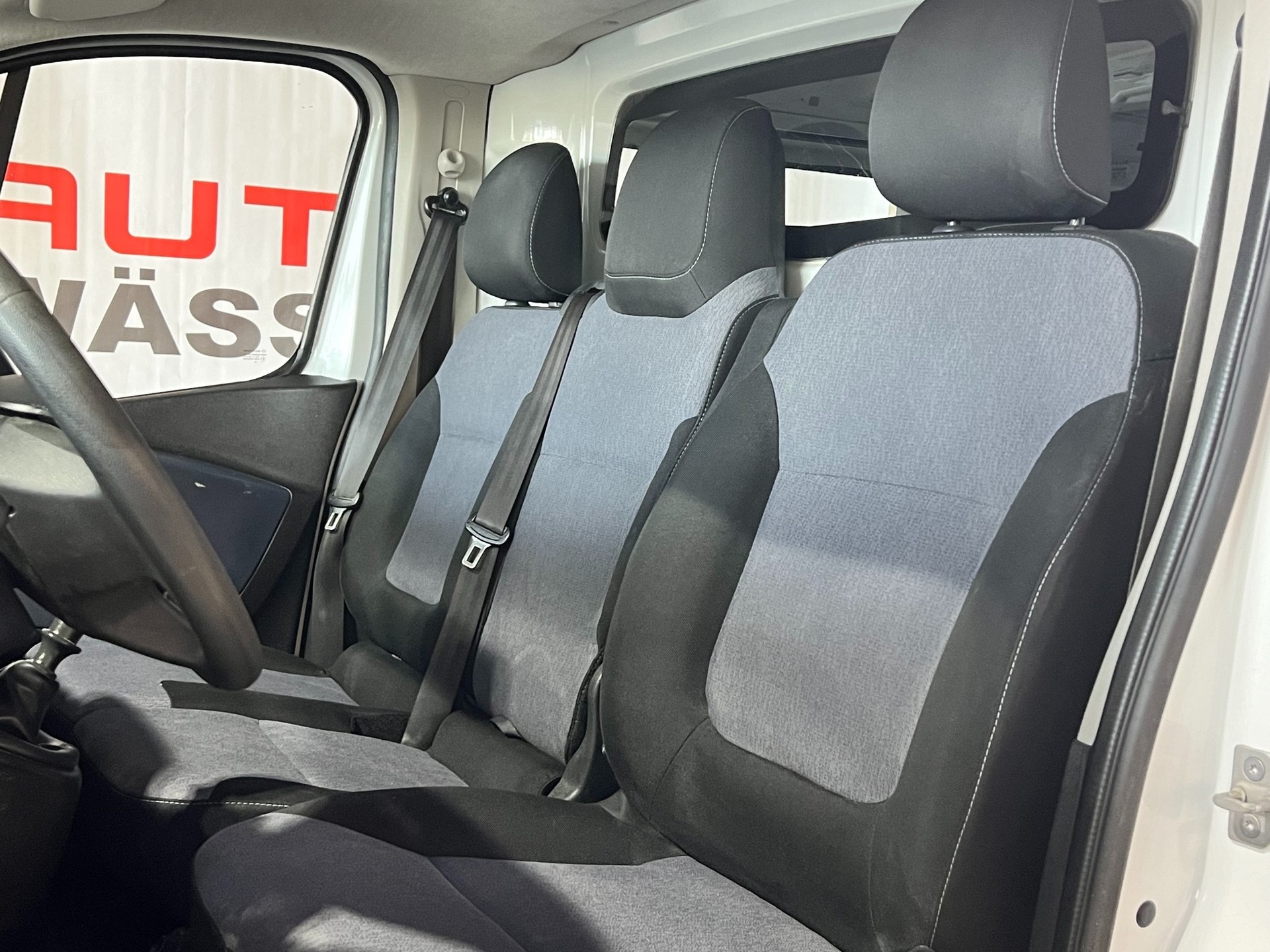 OPEL Vivaro 1.6 CDTI 2.7t L1H1-image-8