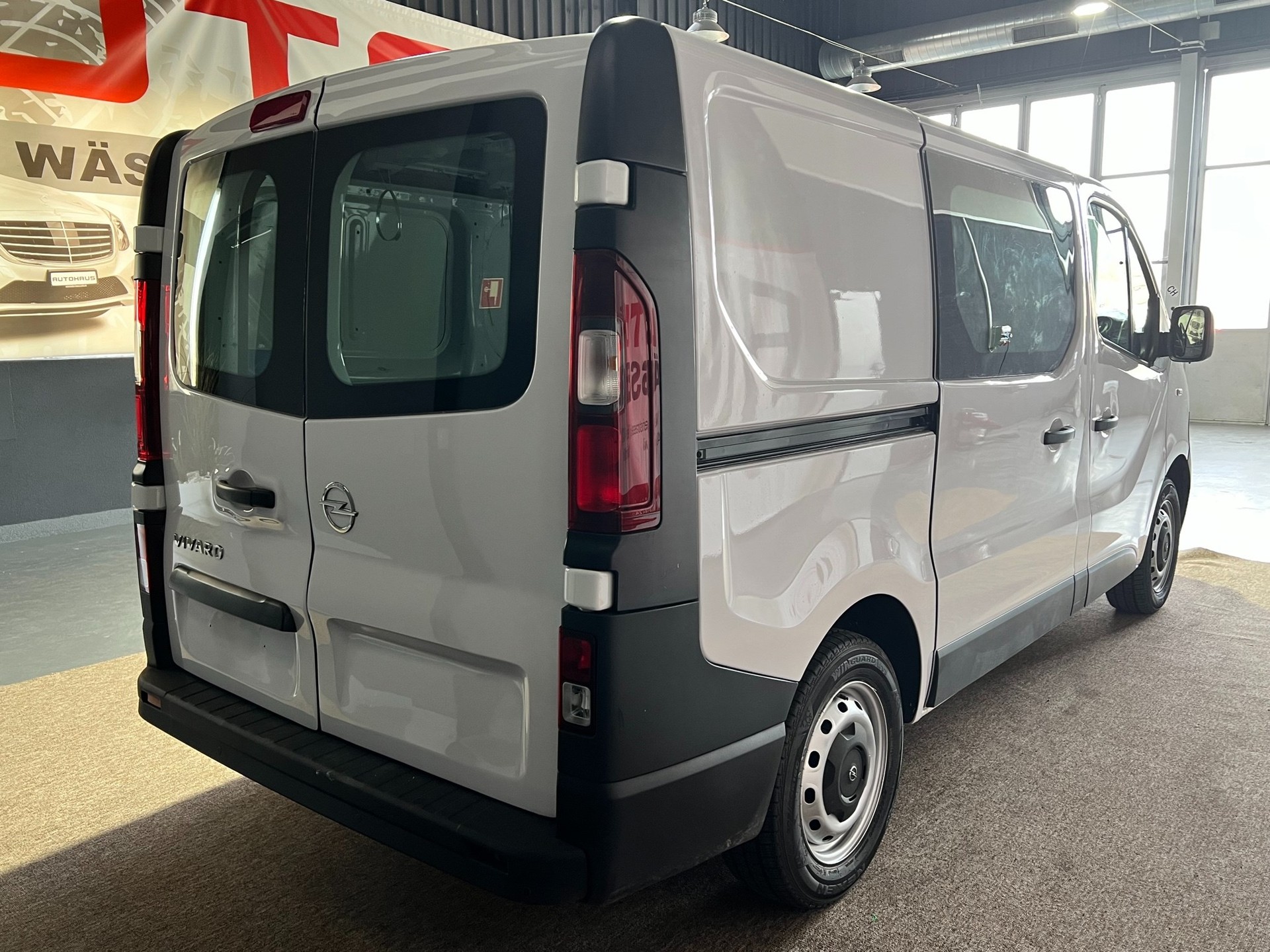 OPEL Vivaro 1.6 CDTI 2.7t L1H1-showroom-element-2
