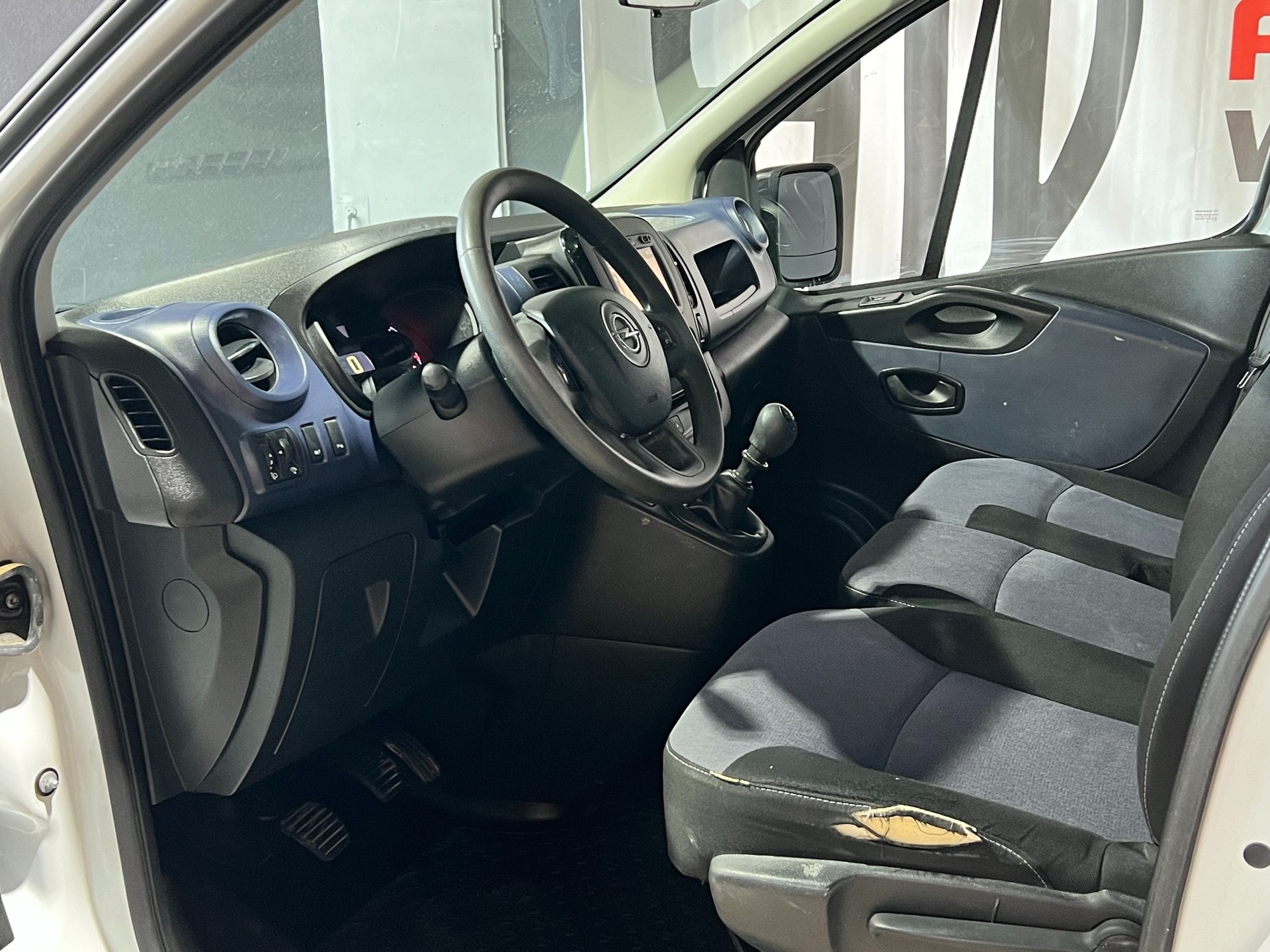 OPEL Vivaro 1.6 CDTI 2.7t L1H1-image-7