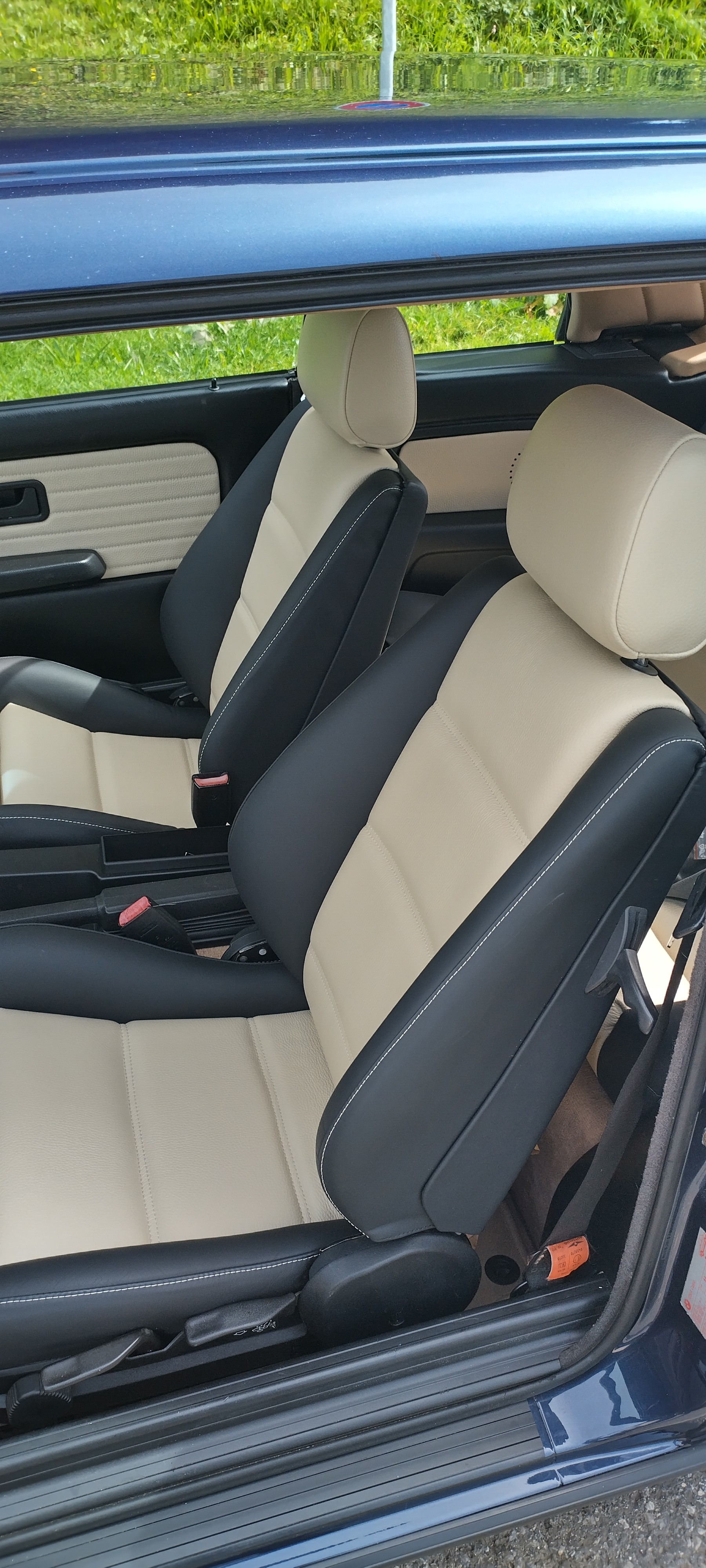 BMW e30 325i A Cabrio-image-4