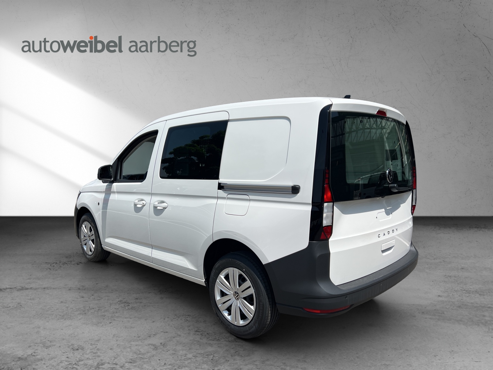 VW Caddy Cargo 1.5 TSI Entry-showroom-element-3