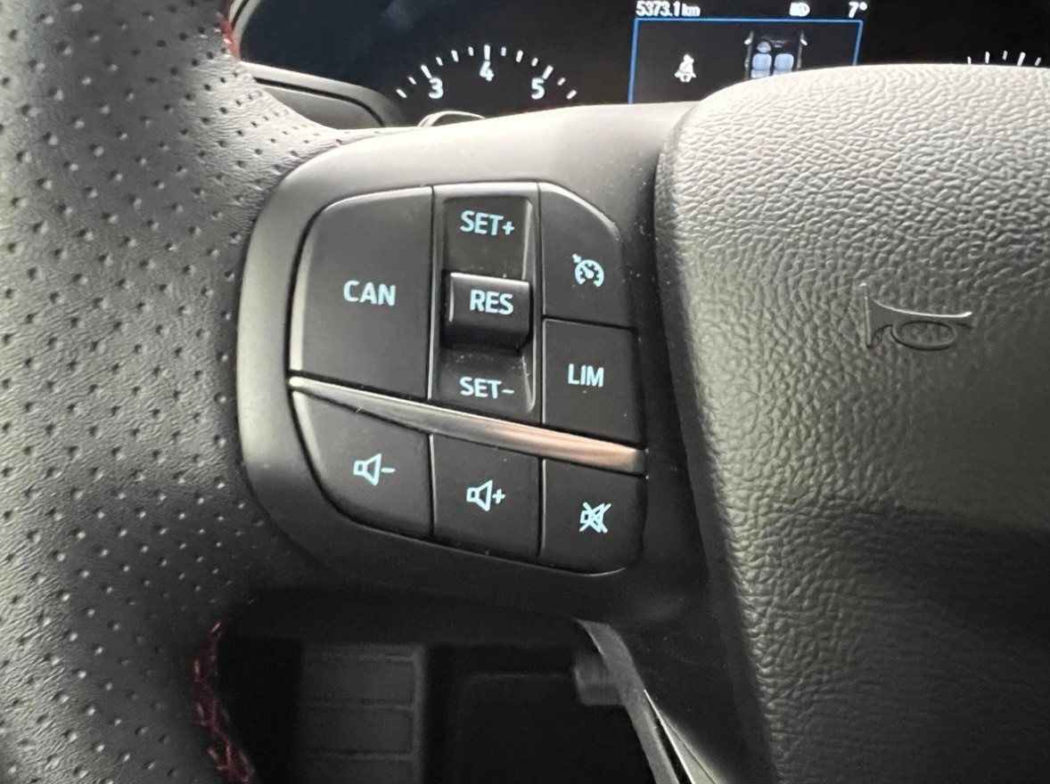 FORD Focus 1.0 EcoB Hybrid 155 ST-Line Automat-image-3