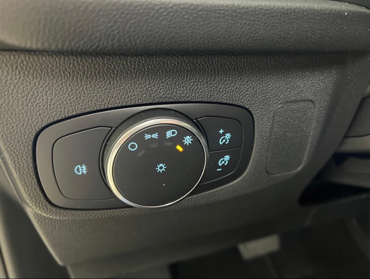 FORD Focus 1.0 EcoB Hybrid 155 ST-Line Automat-image-6
