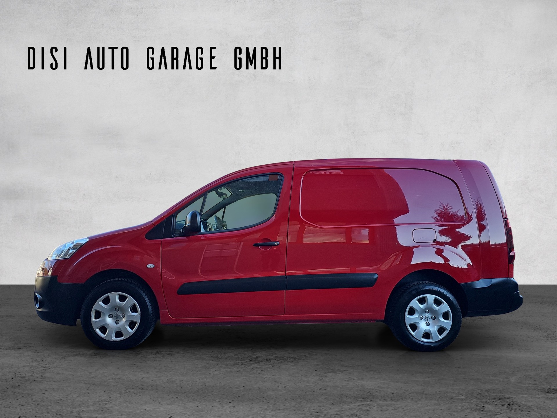 PEUGEOT Partner 1.6 e-HDI Urban Pack