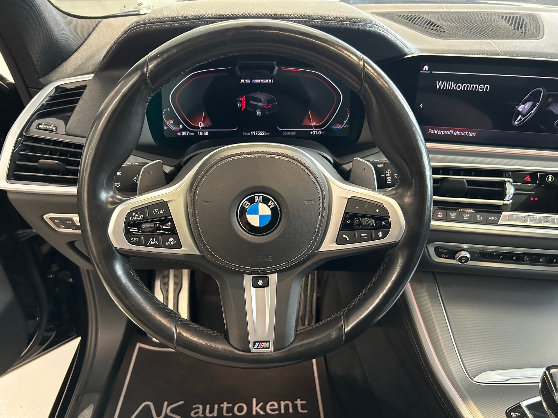 BMW X5 xDrive M50i Steptronic-image-7
