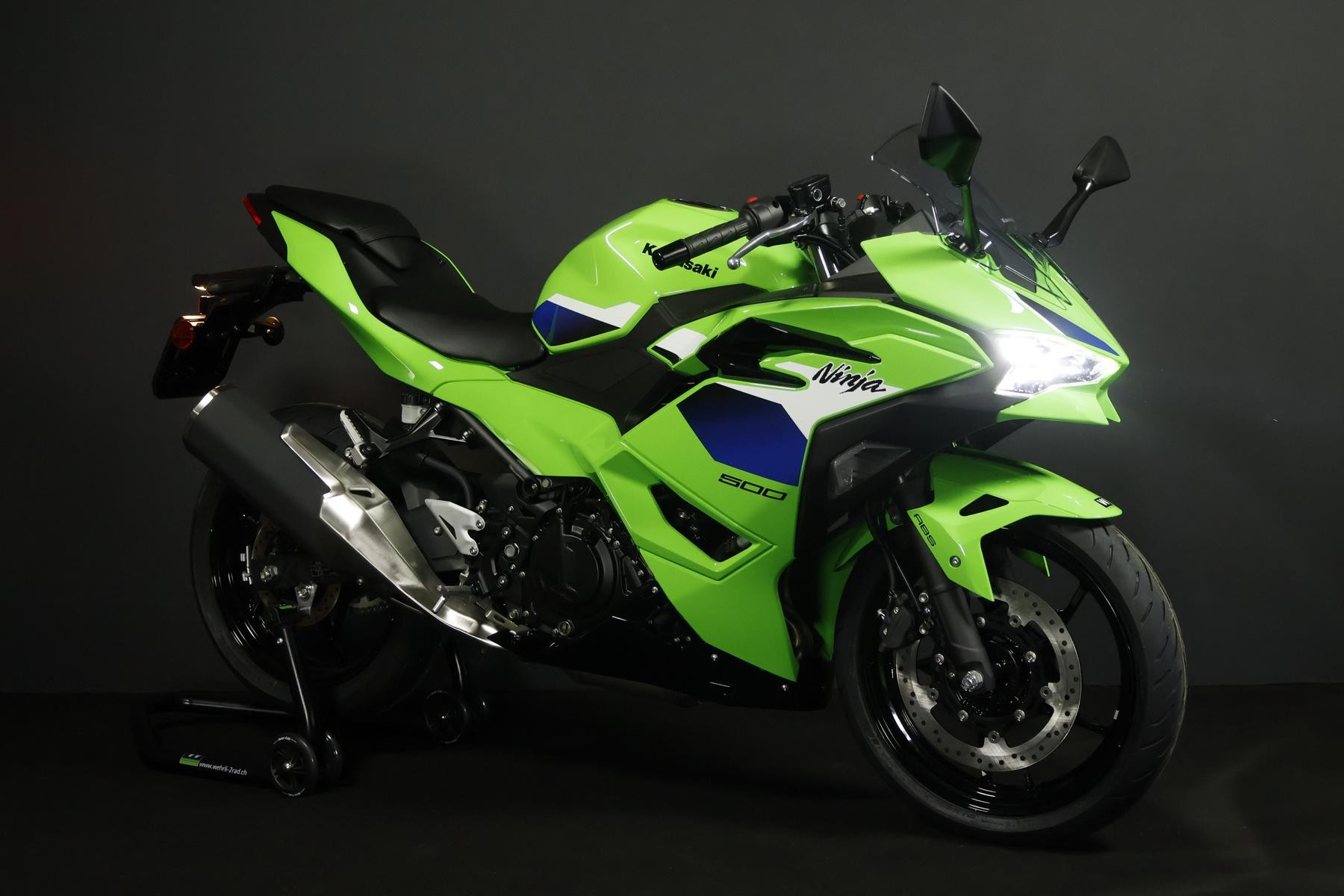 KAWASAKI Ninja 500 SE-showroom-element-2