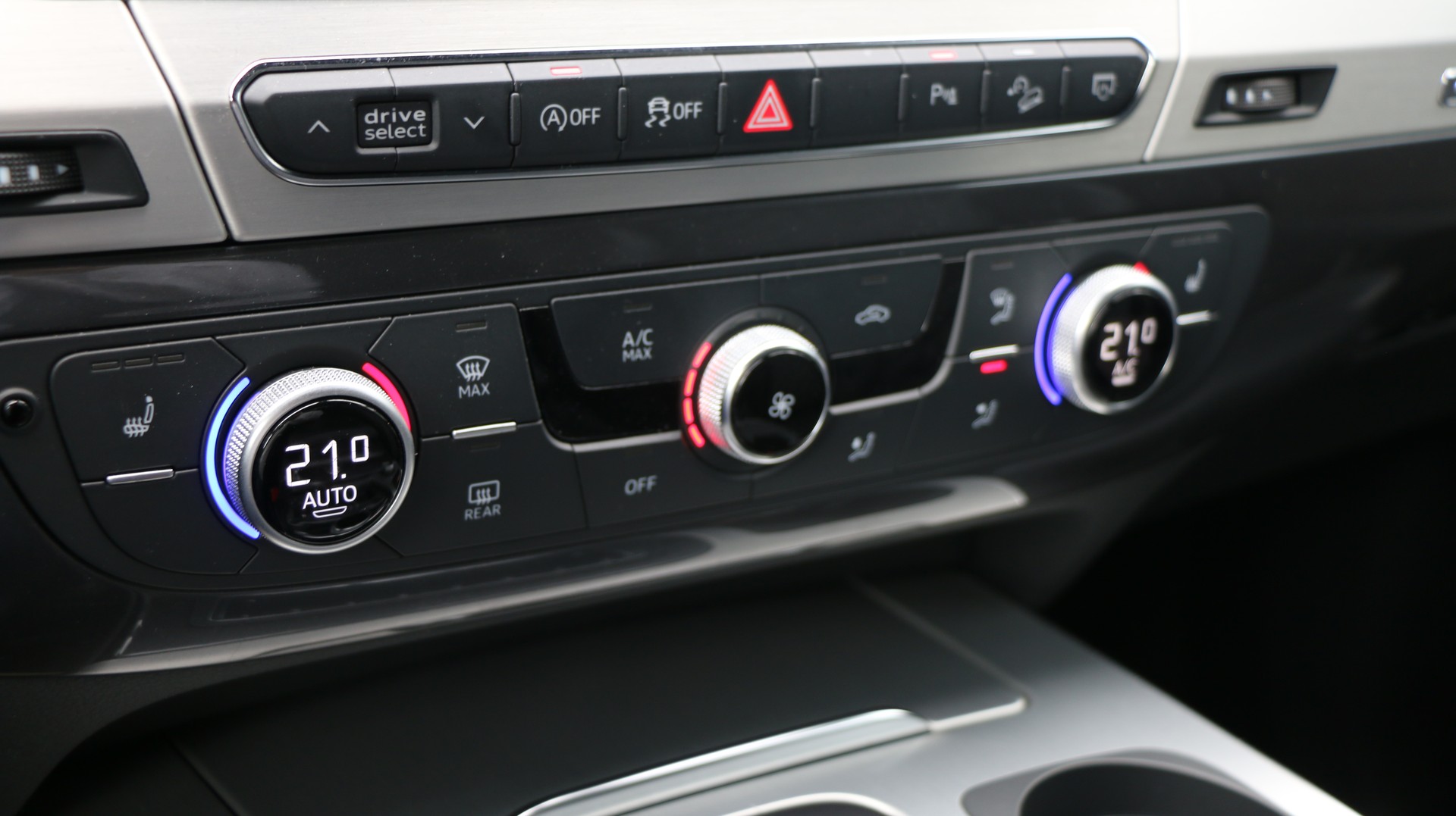 AUDI SQ7 4.0 TDI quattro-image-8