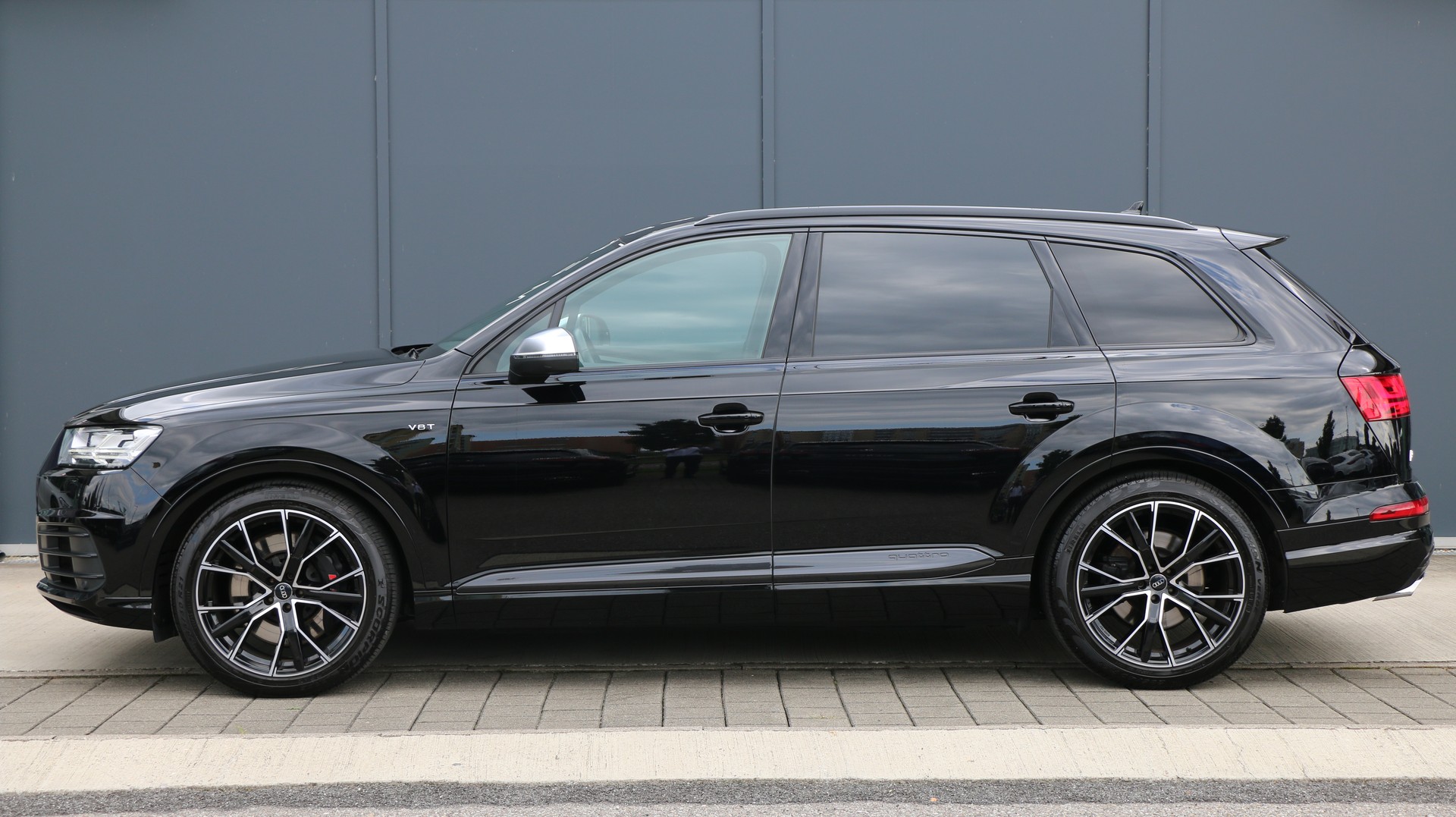 AUDI SQ7 4.0 TDI quattro-image-2