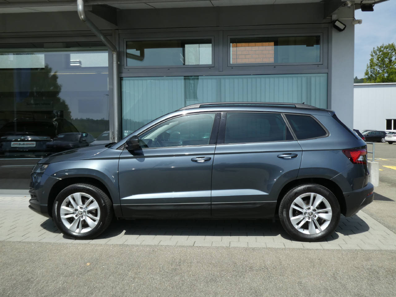 SKODA Karoq 2.0 TDI Style 4x4 DSG-image-7