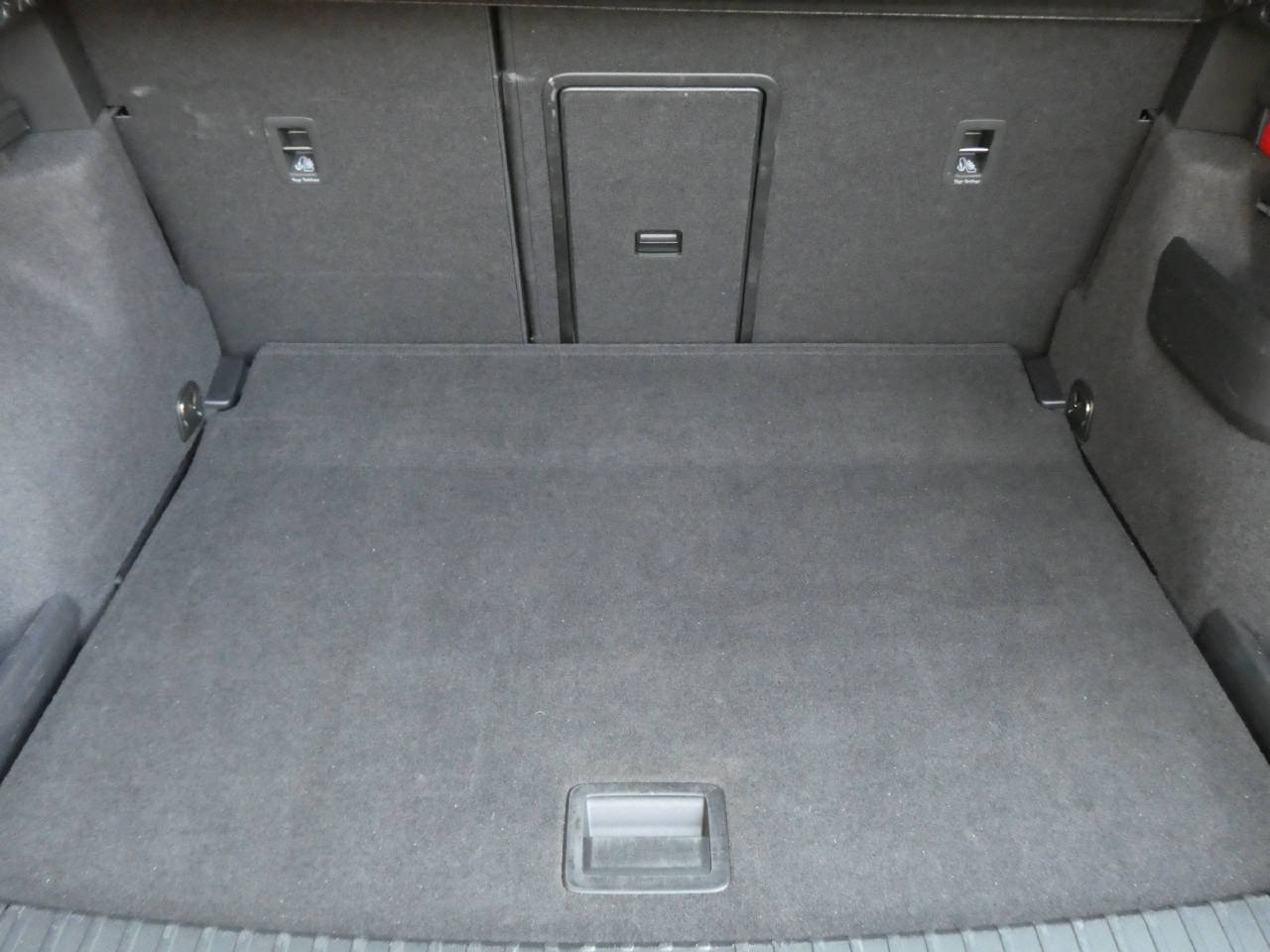 SKODA Karoq 2.0 TDI Style 4x4 DSG-image-14