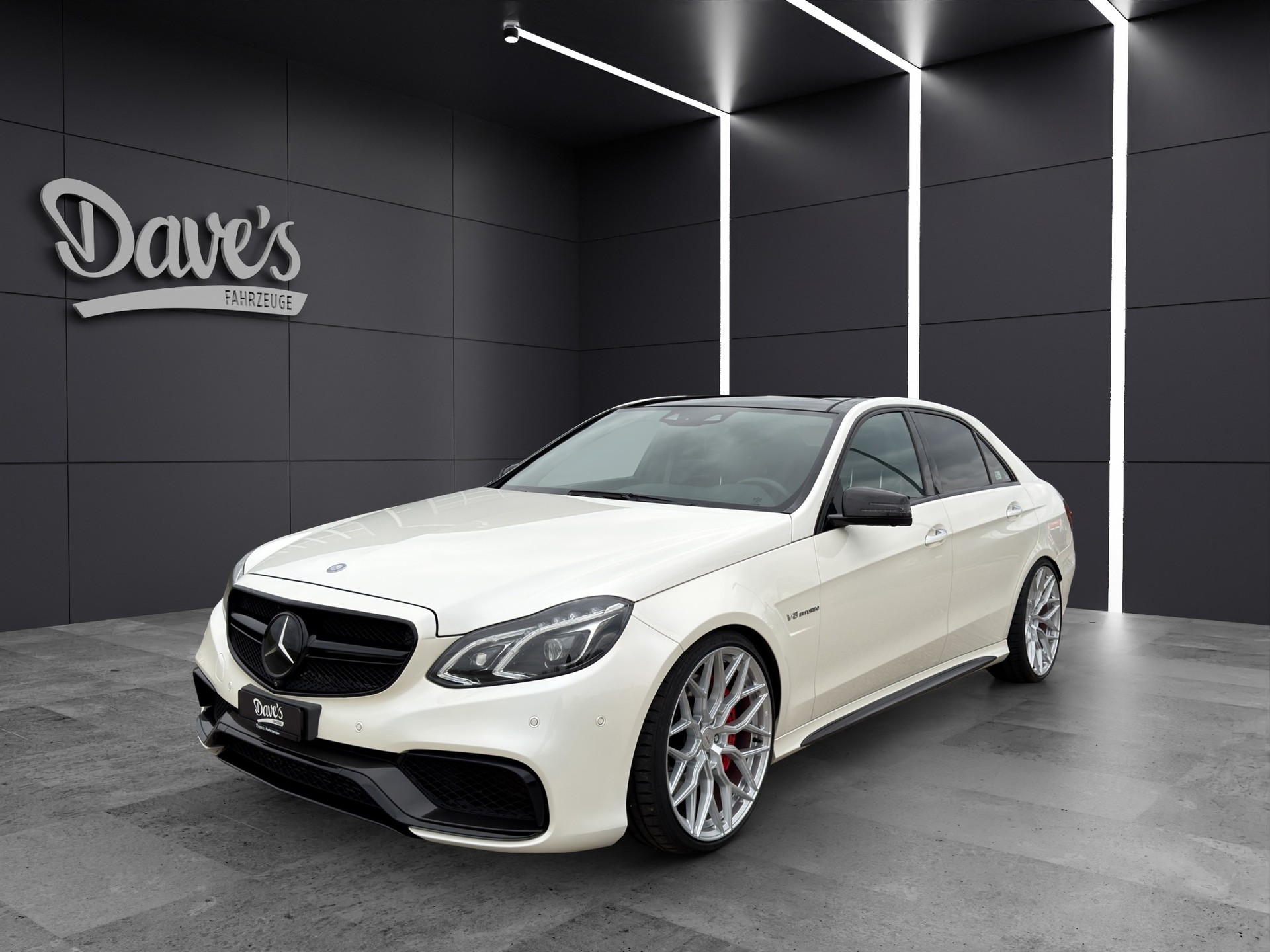 MERCEDES-BENZ E 63 AMG S 4Matic Speedshift * Carbon Paket *ohne OPF*-showroom-element-1