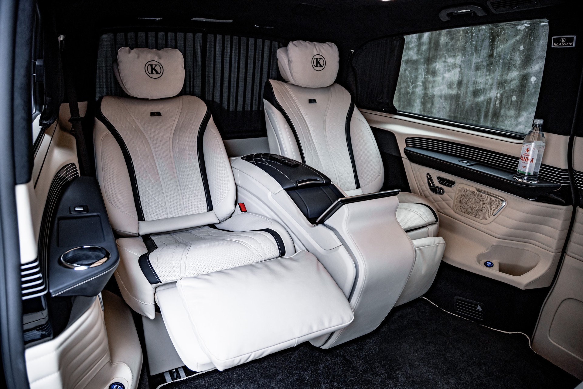 MERCEDES-BENZ V 300 d extralang Klassen Limited 4matic-image-21
