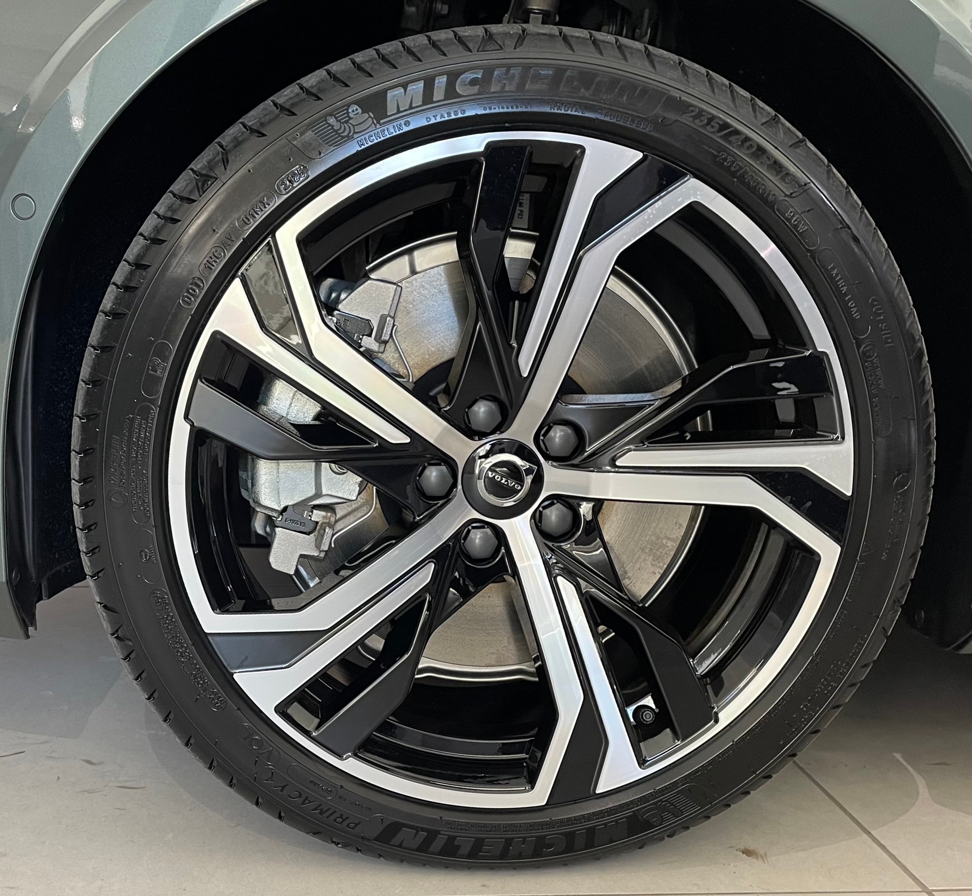 VOLVO V60 2.0 T6 TE Ultra Dark eAWD-image-10