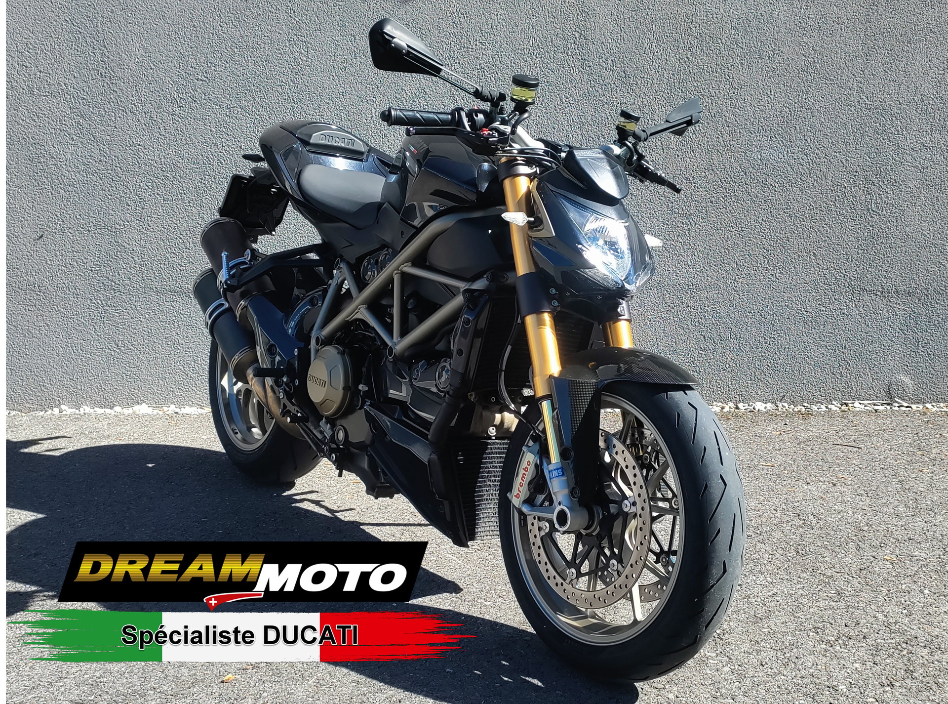 DUCATI Streetfighter 1099 S-showroom-element-1