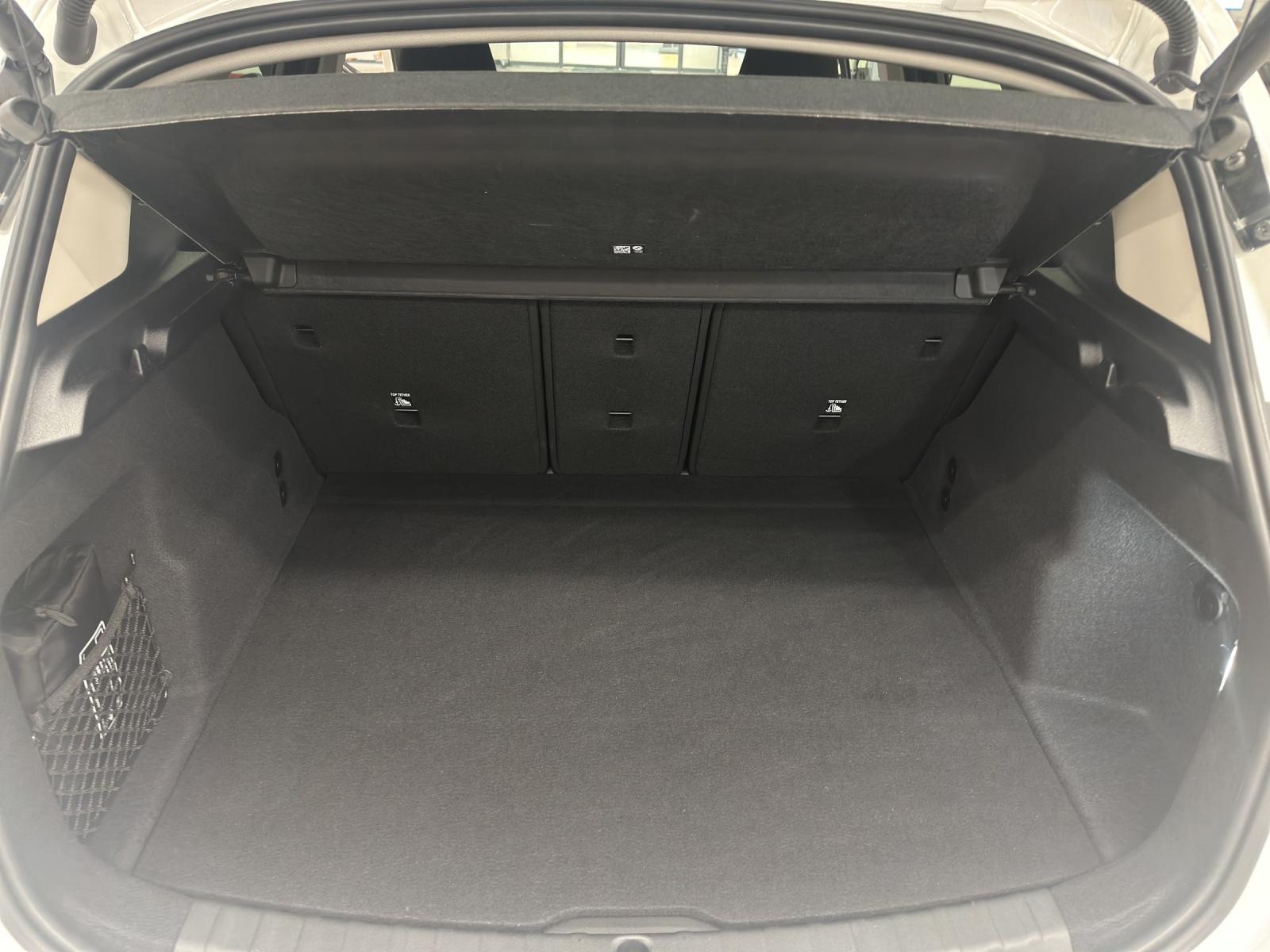 BMW 220i Active Tourer Innovationspaket-image-18