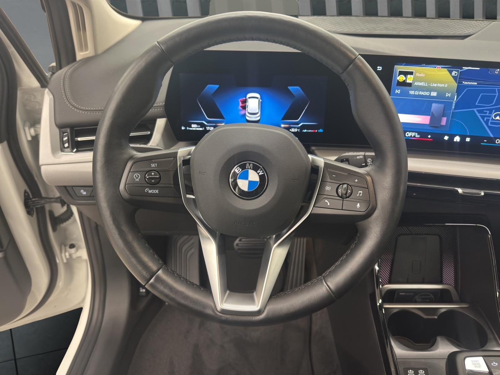 BMW 220i Active Tourer Innovationspaket-image-10