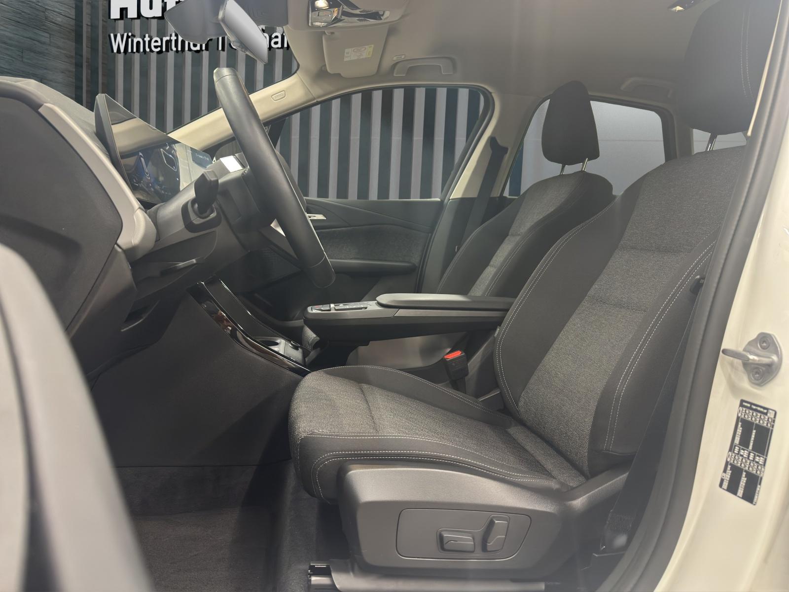 BMW 220i Active Tourer Innovationspaket-image-12
