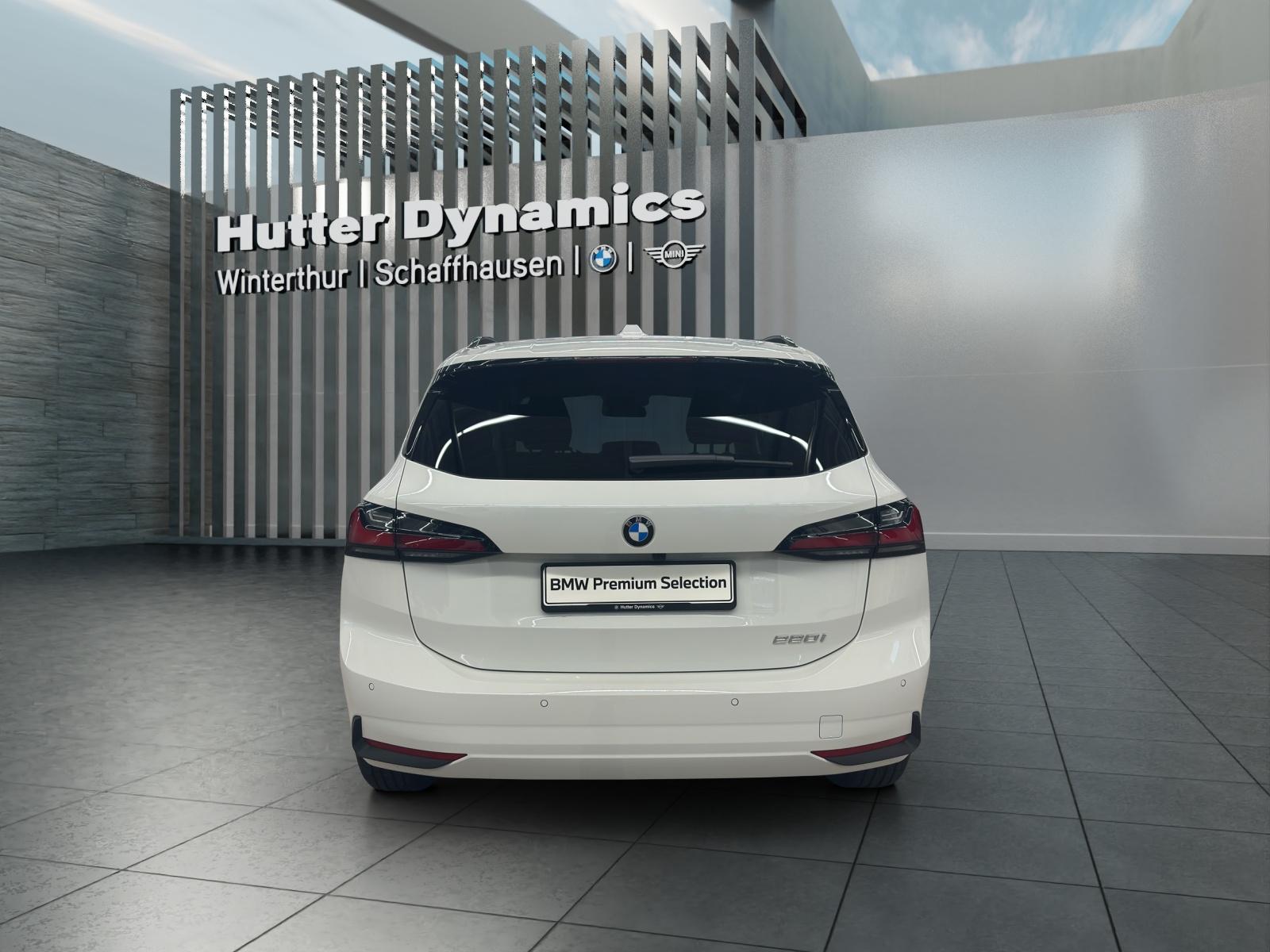 BMW 220i Active Tourer Innovationspaket-image-5