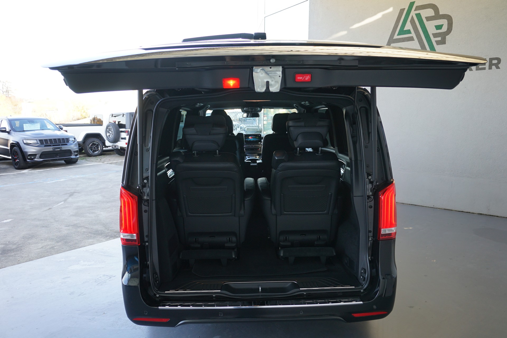 MERCEDES-BENZ V 300 d Exclusive Lang 4matic 239PS Neupreis Fr. 123`500.---image-9