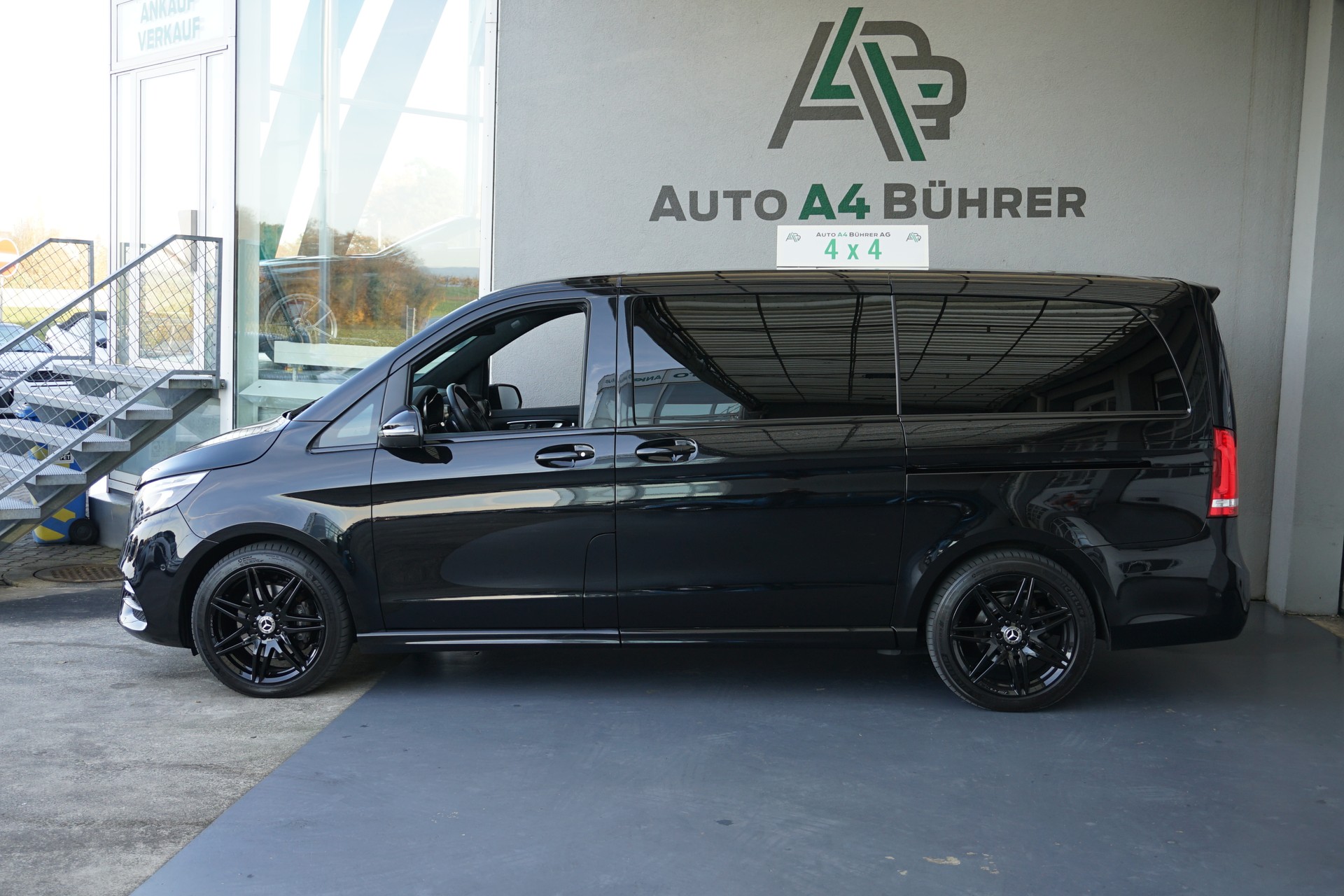 MERCEDES-BENZ V 300 d Exclusive Lang 4matic 239PS Neupreis Fr. 123`500.---image-1