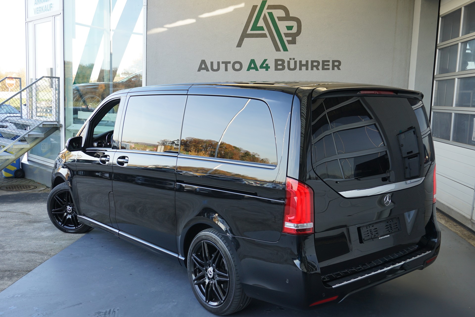MERCEDES-BENZ V 300 d Exclusive Lang 4matic 239PS Neupreis Fr. 123`500.---image-7