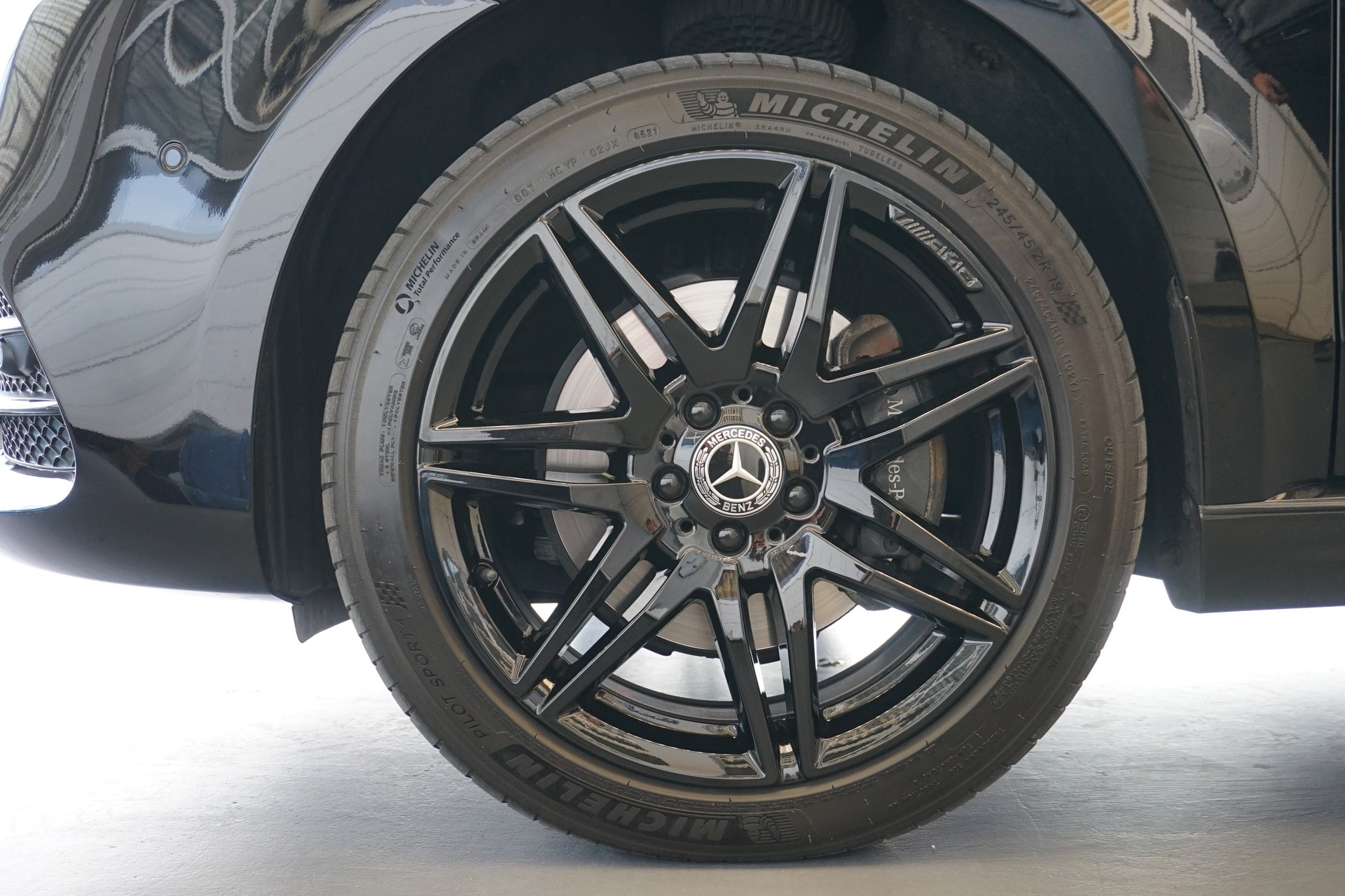 MERCEDES-BENZ V 300 d Exclusive Lang 4matic 239PS Neupreis Fr. 123`500.---image-16