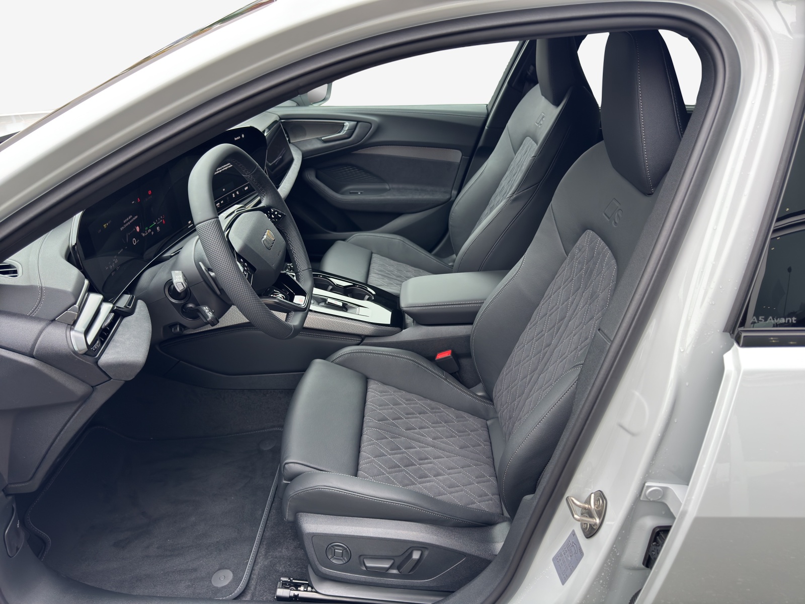 AUDI A5 Avant e-hybrid quattro 270 kW S tronic-image-7